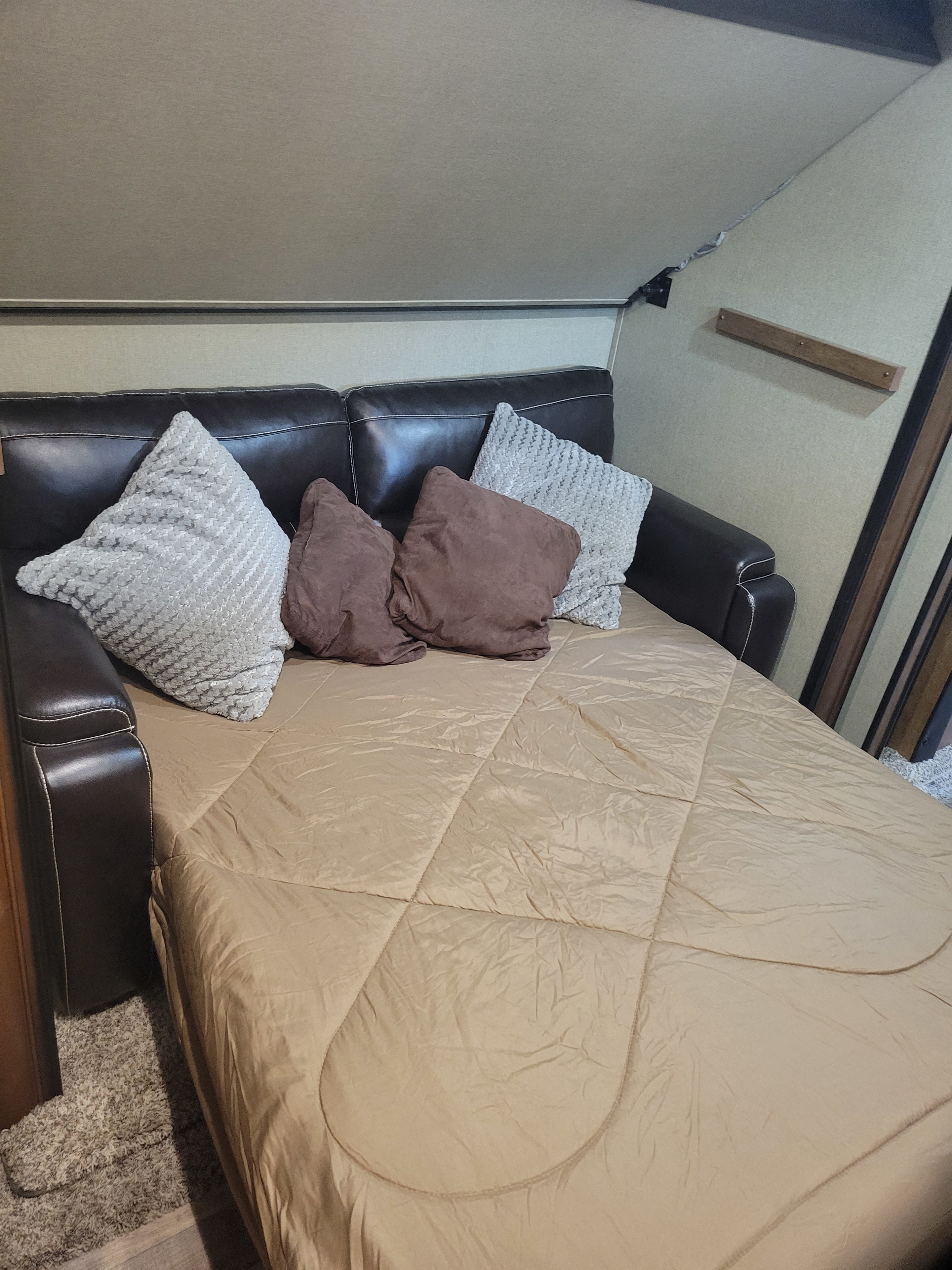 Travel trailer RV Rental 