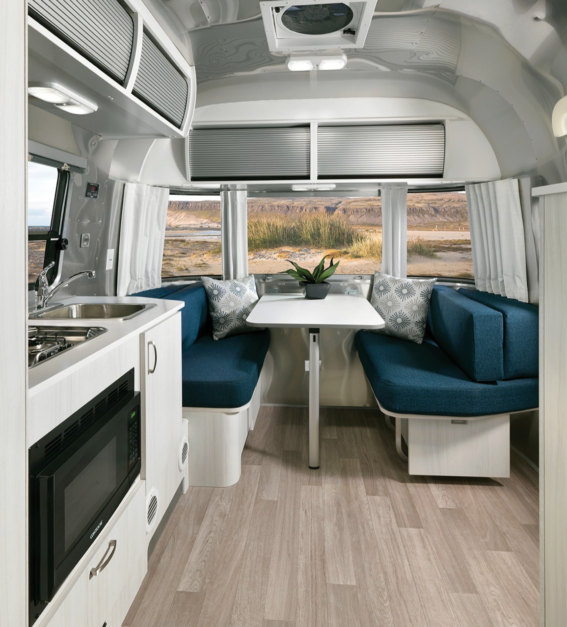 Travel trailer RV Rental 