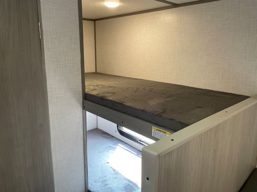 Bunk beds. Coleman 17B 2022