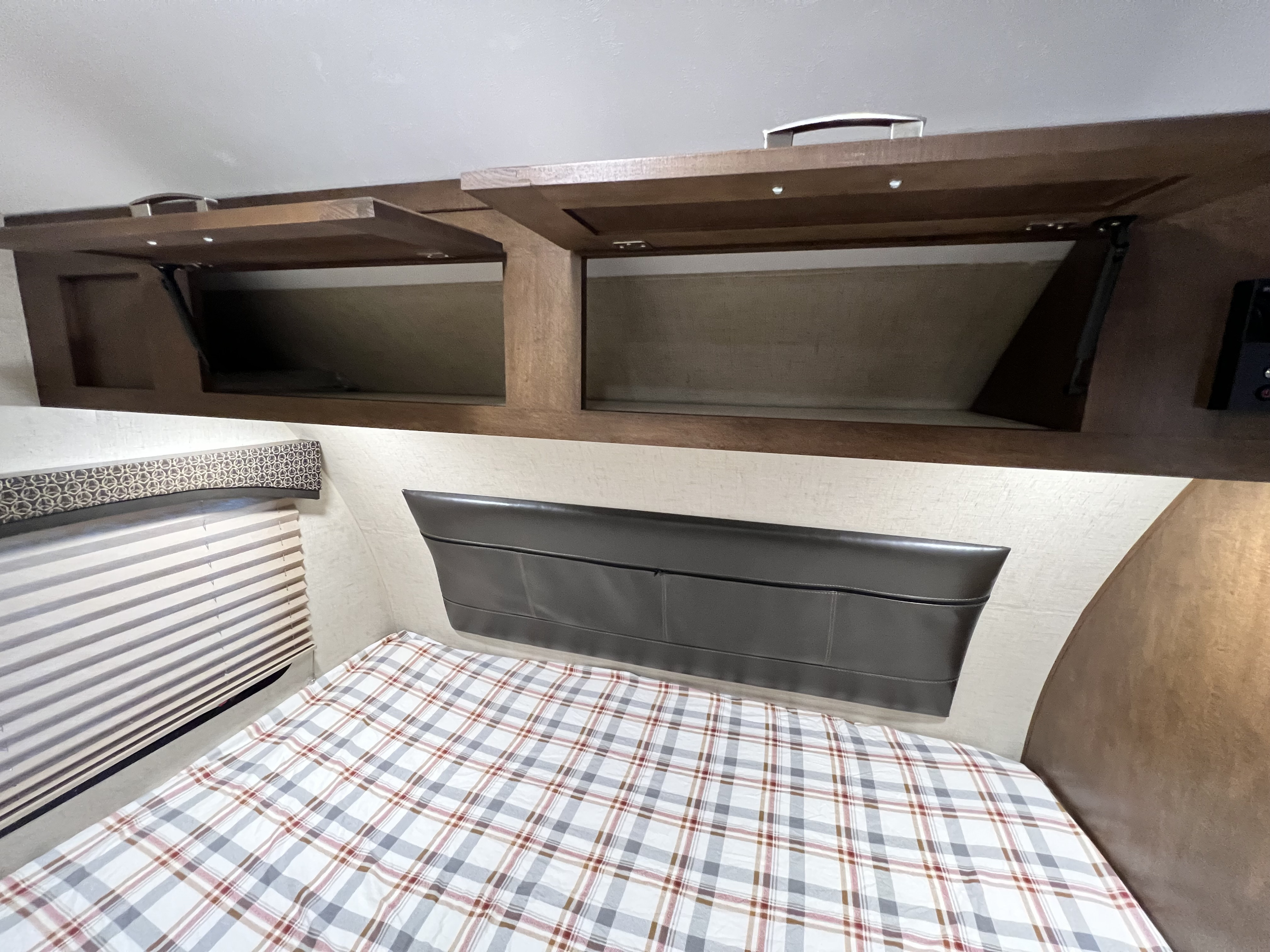 Queen Bed Overhead Storage. Venture Sonic 2018