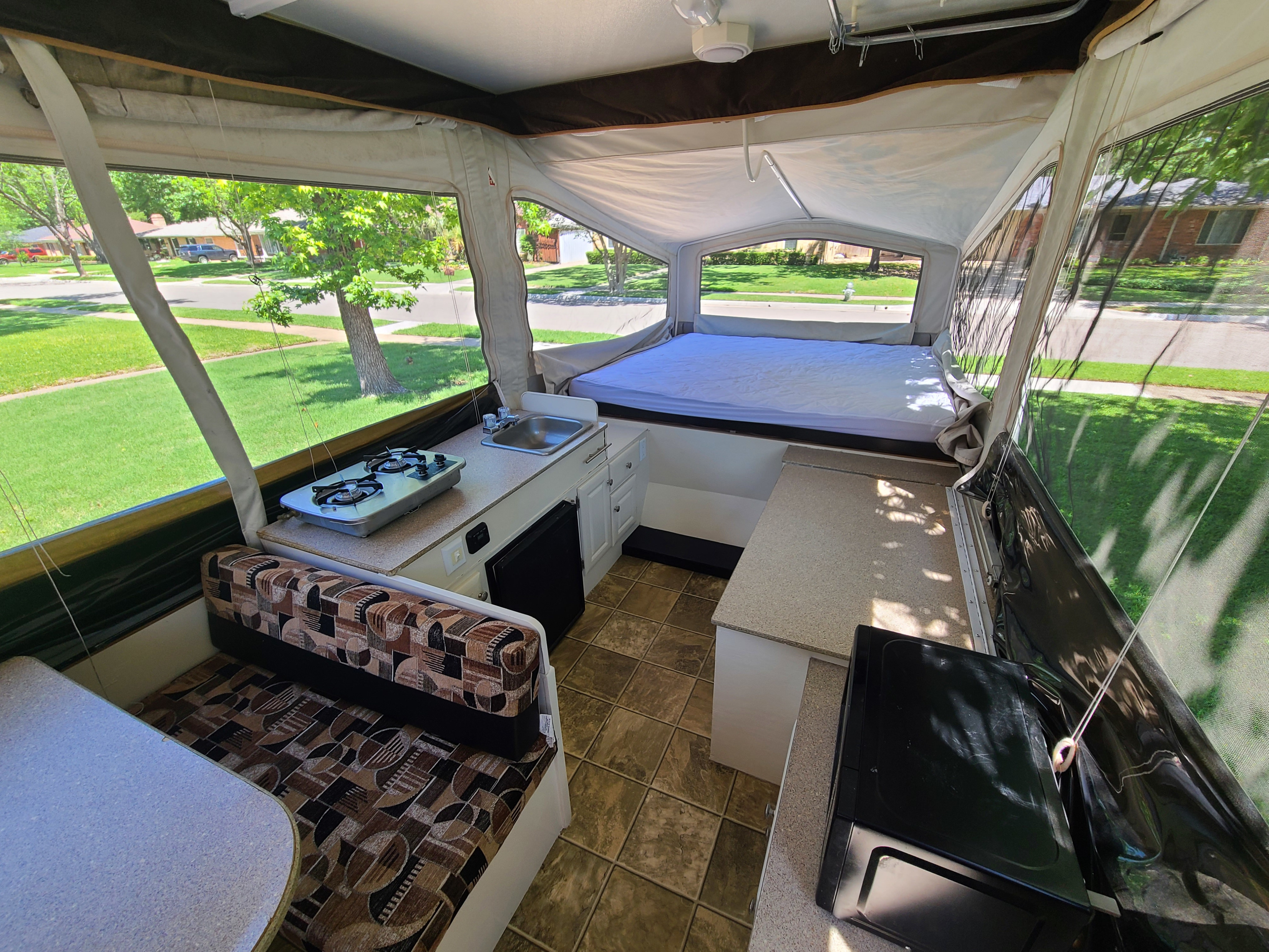 Folding trailer RV Rental 