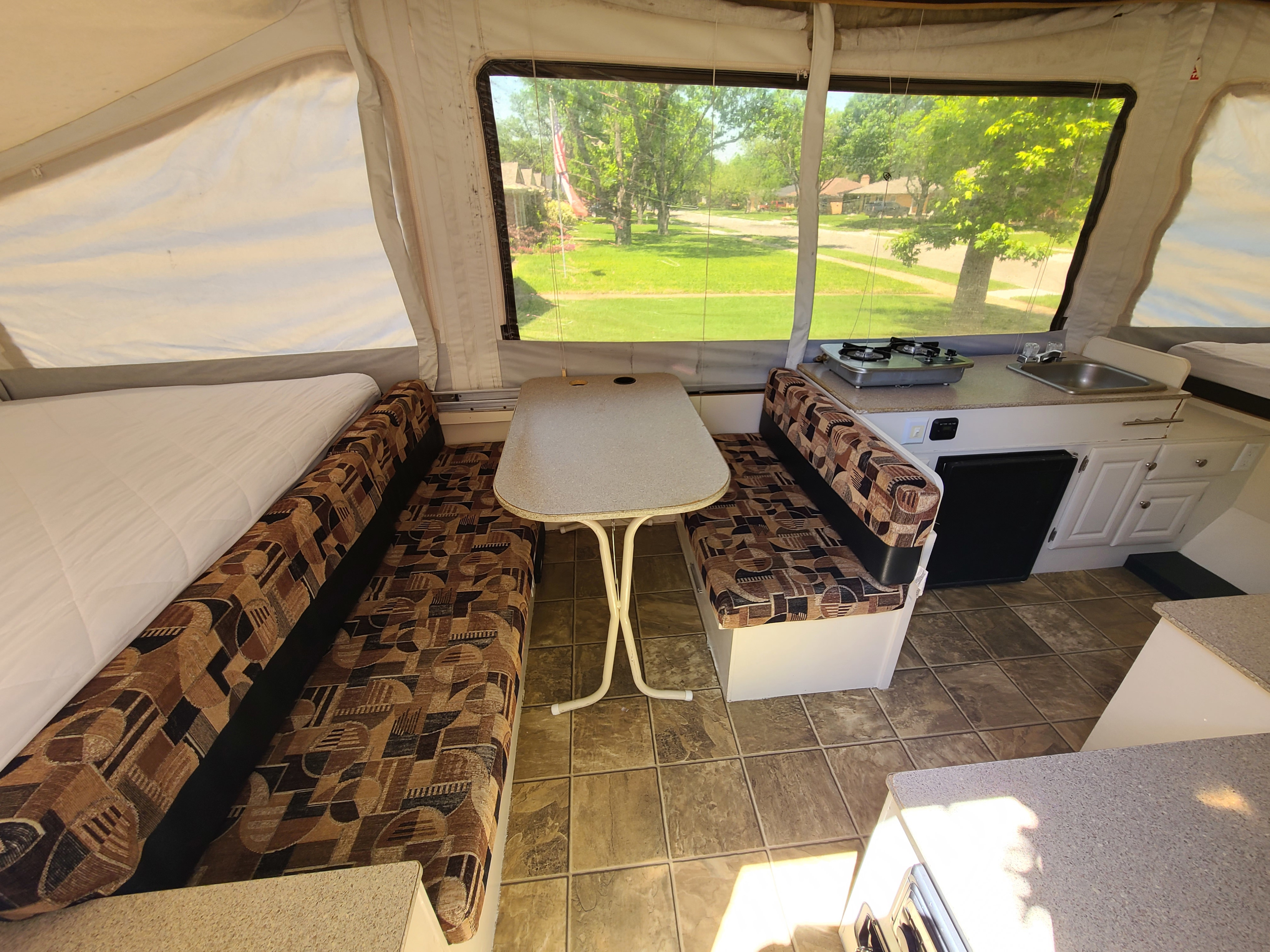 Folding trailer RV Rental 