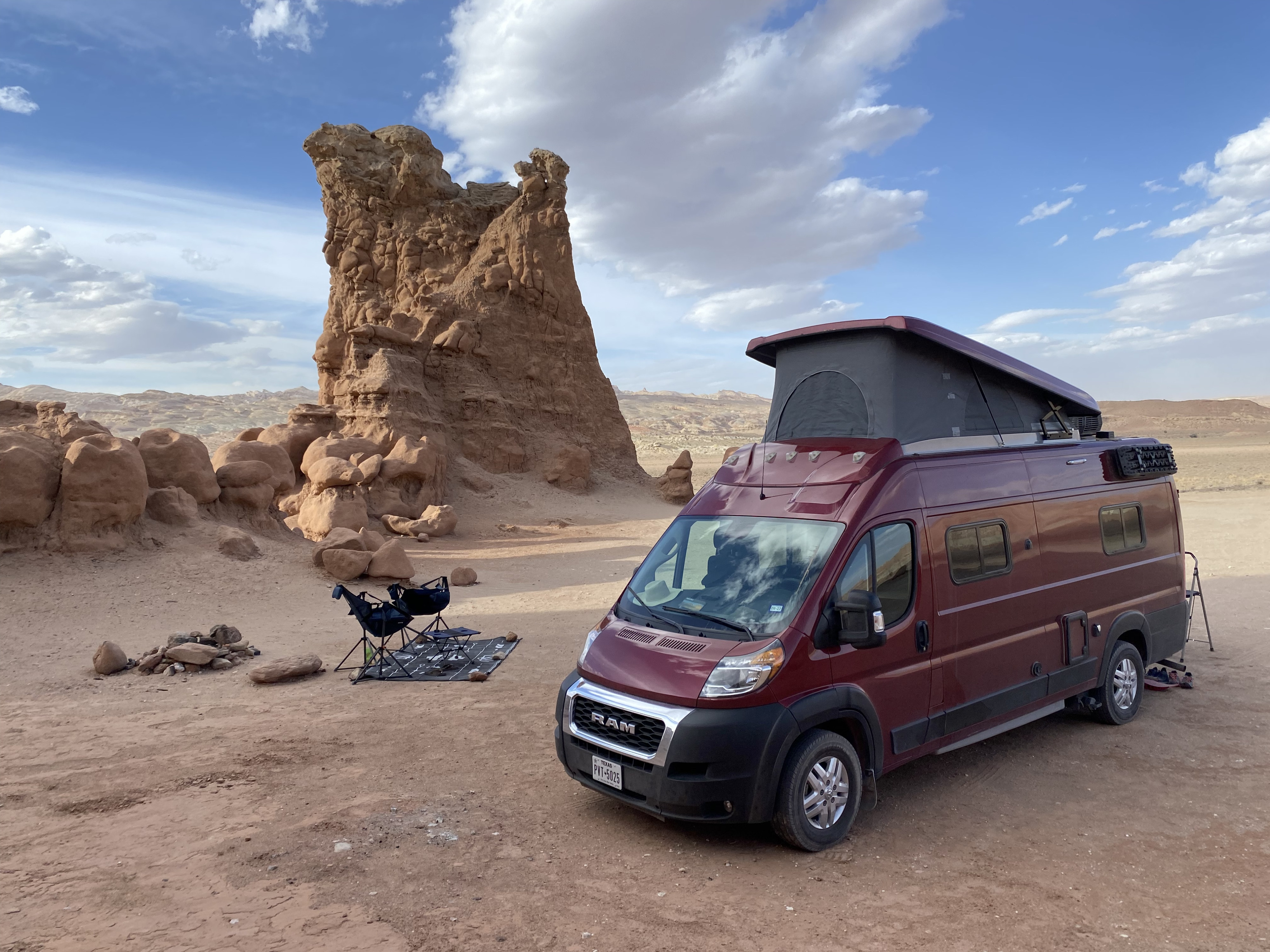 2022 Winnebago PopTop Solis