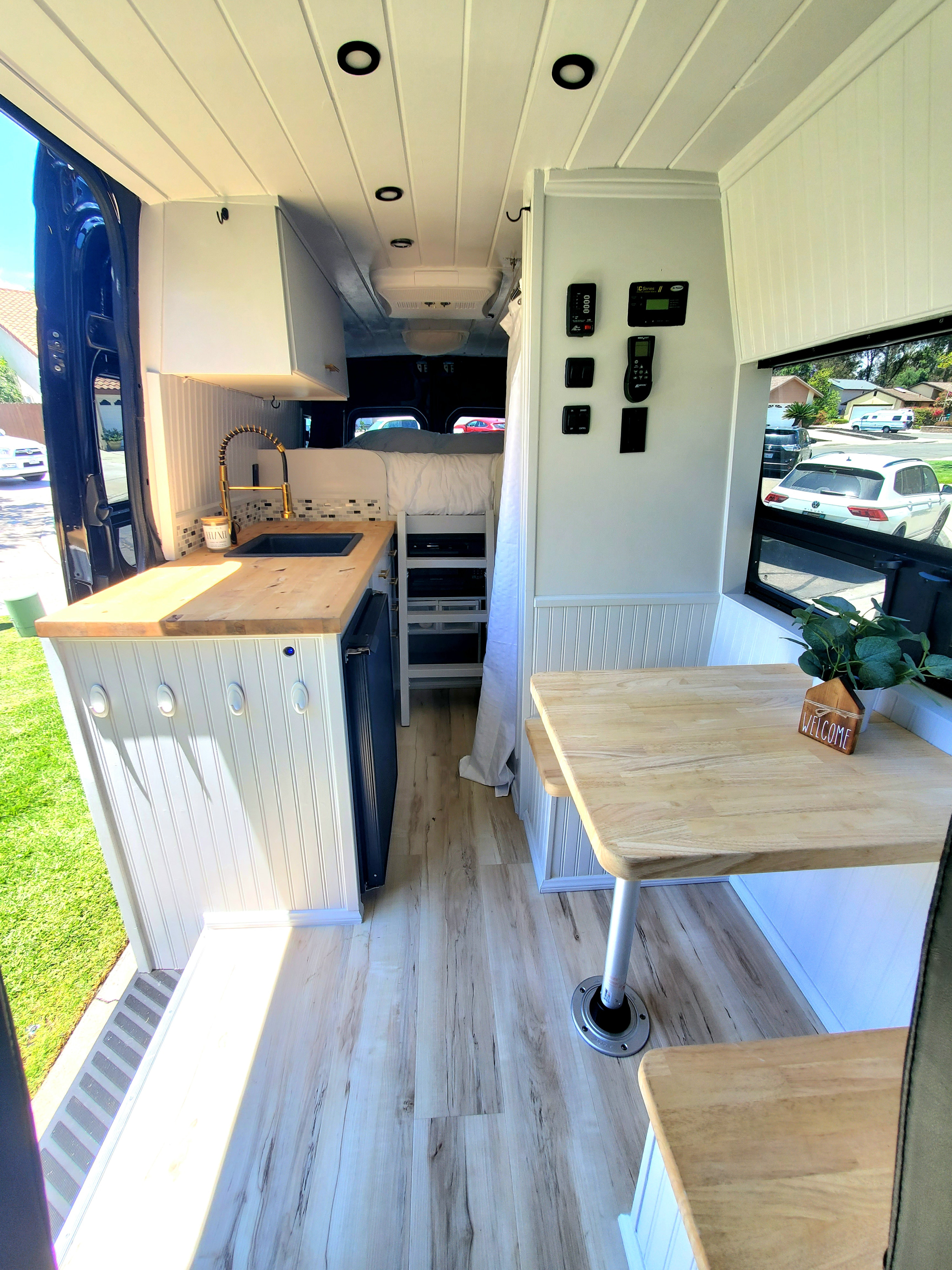 Class B RV Rental 