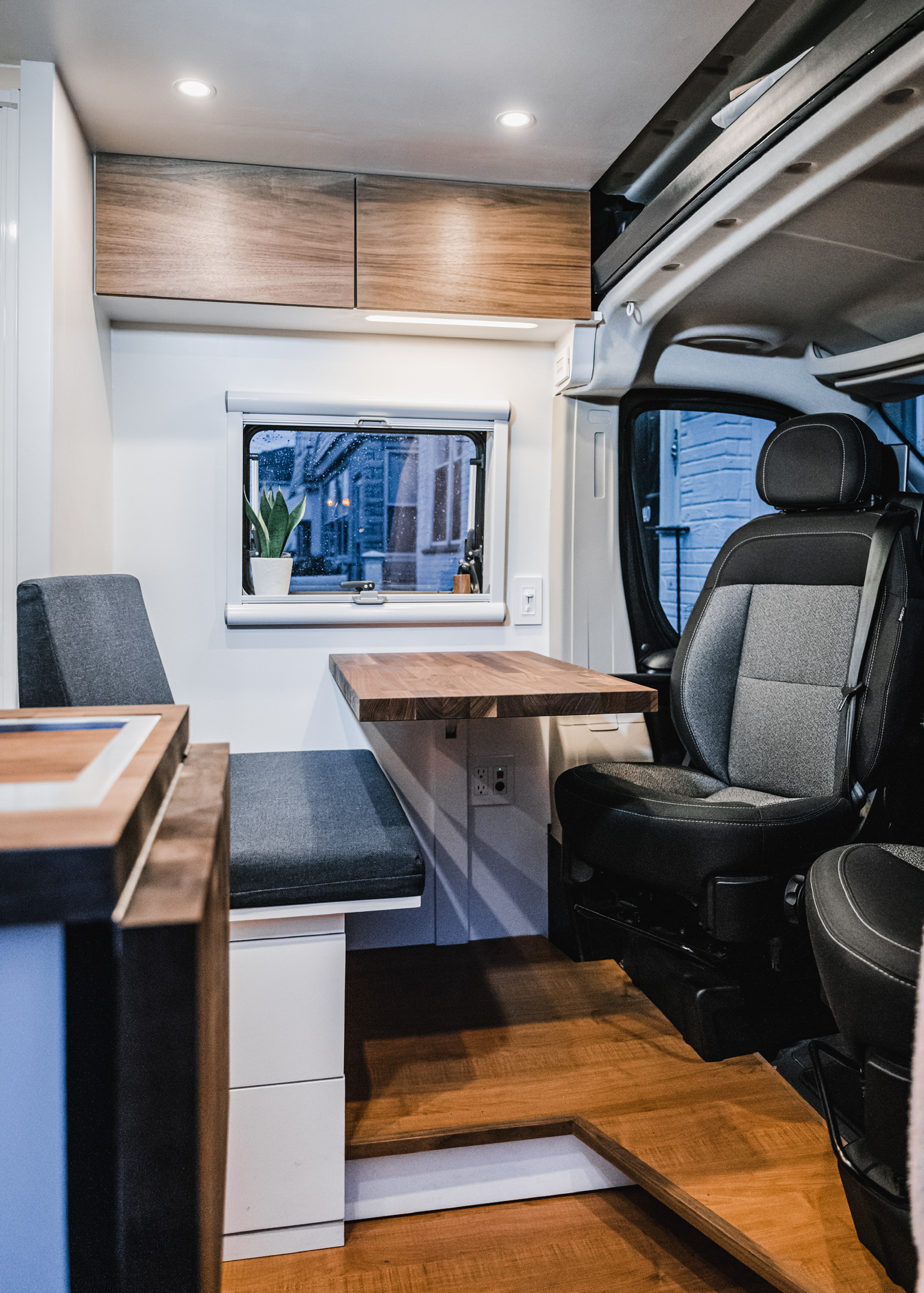 Camper van RV Rental 