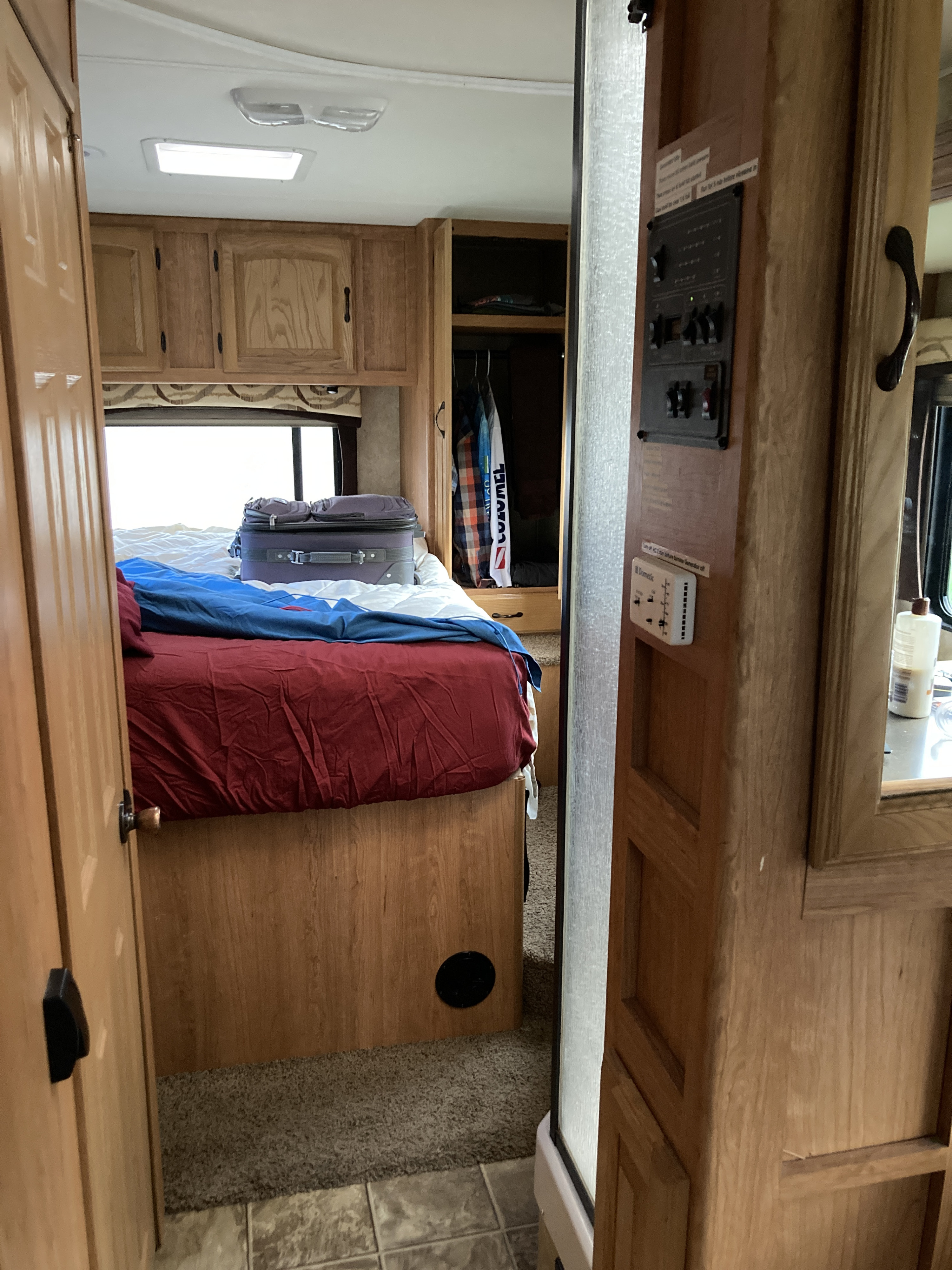 Back bedroom has a pillow top queen mattress. . Coachmen Freedom Express 2009