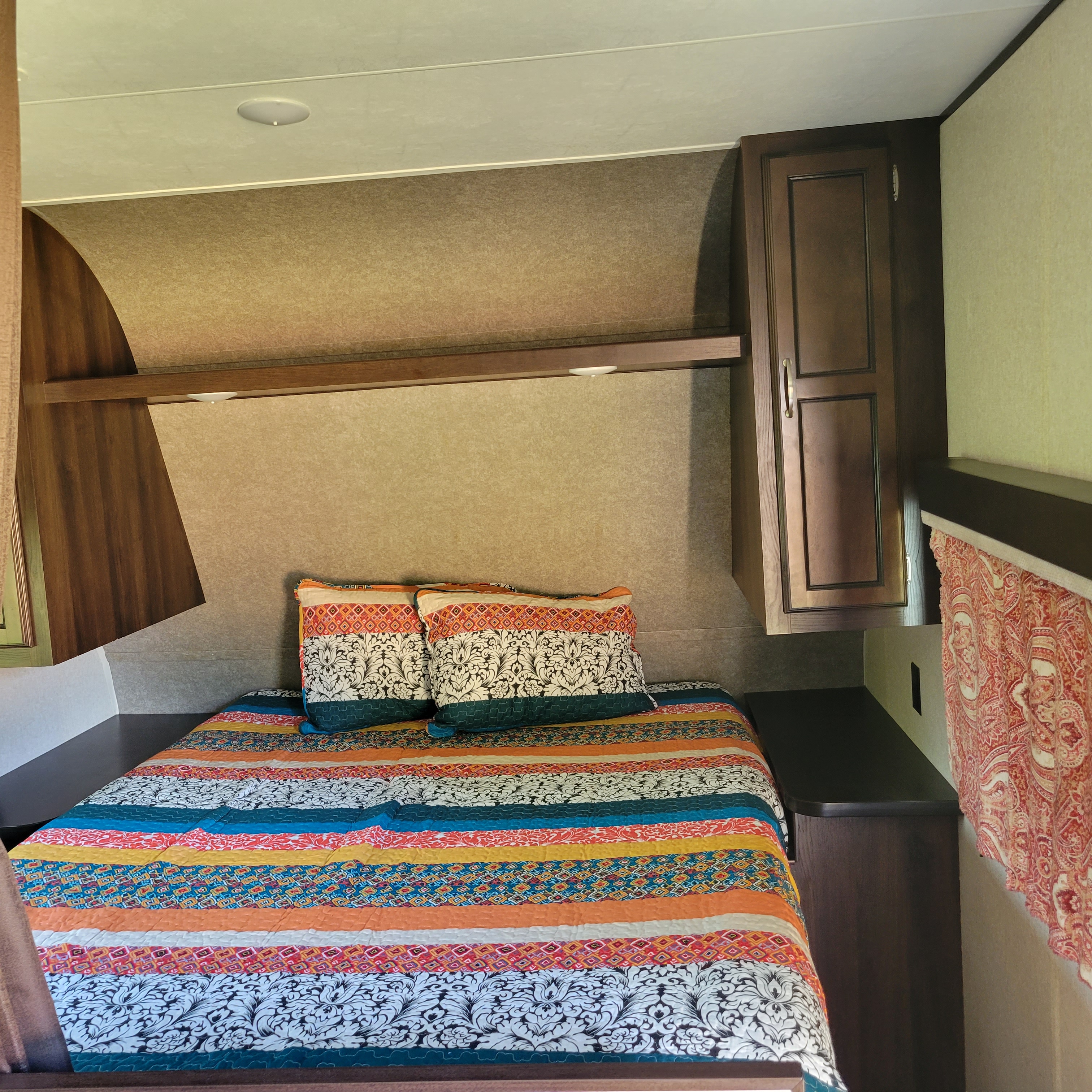 Master bed sleeping area with comfy queen size memory foam mattress.. Jayco Jay Flight 2018