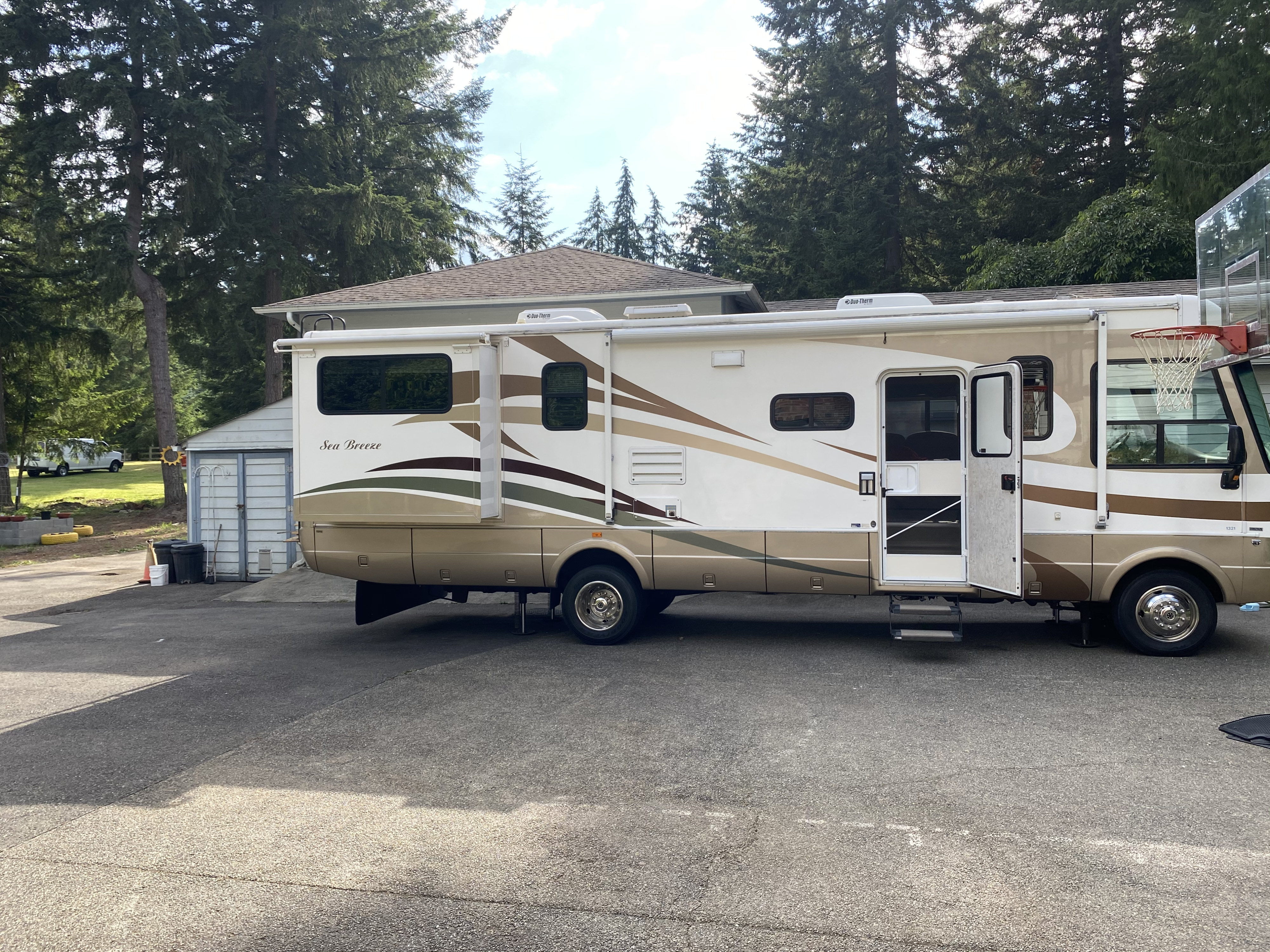 2006 National RV Sea Breeze