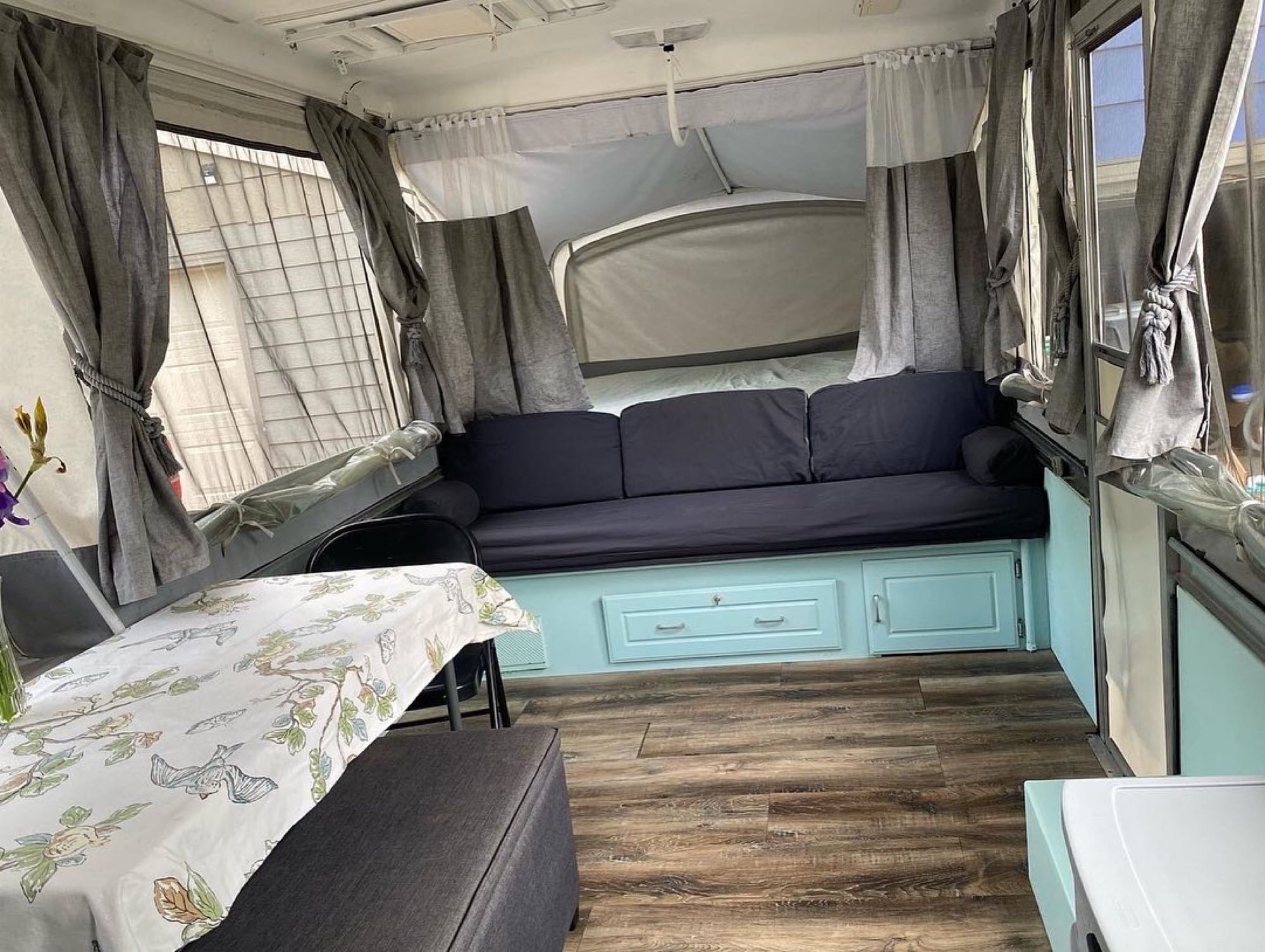 Folding trailer RV Rental 