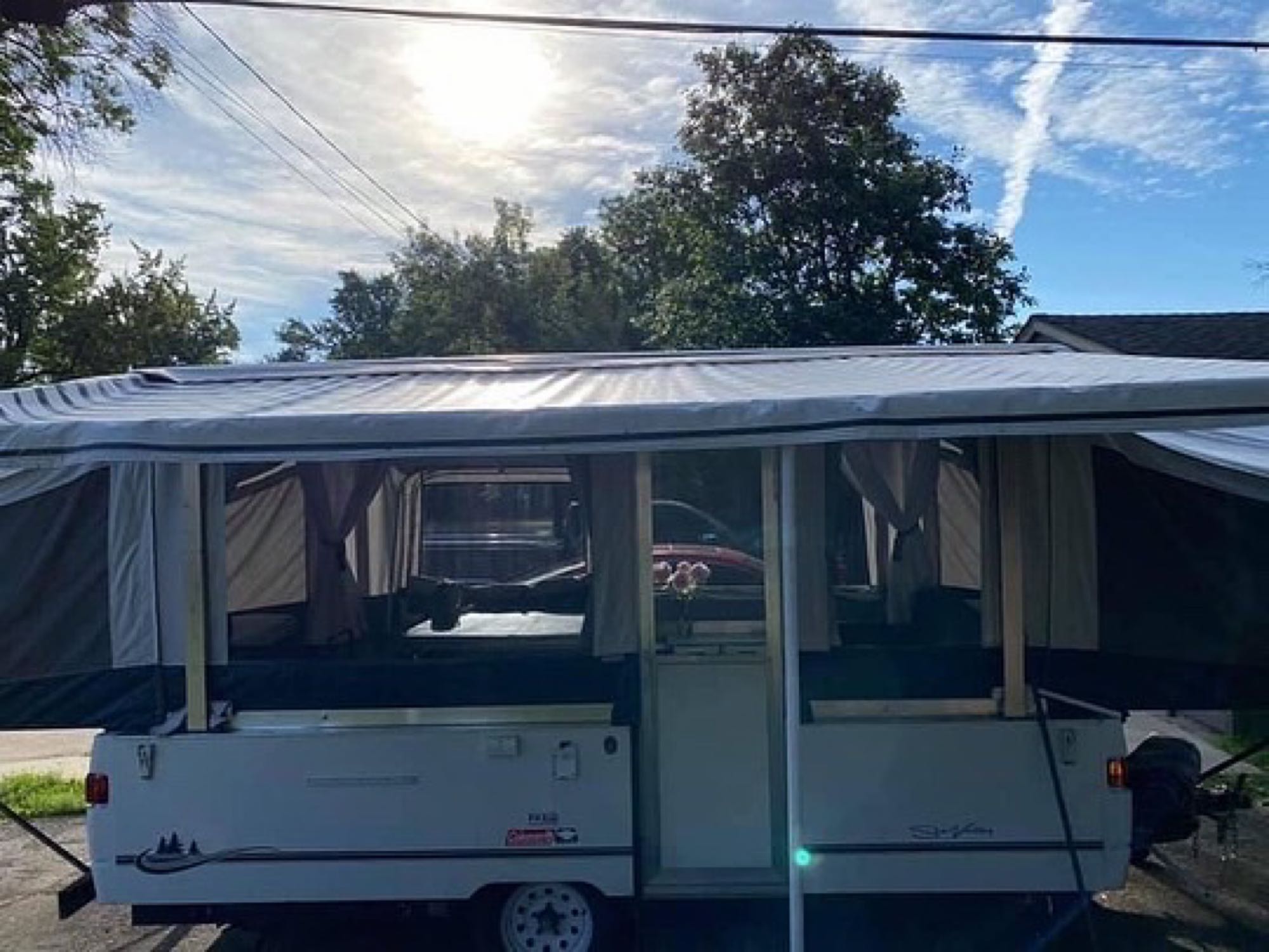 Folding trailer RV Rental 