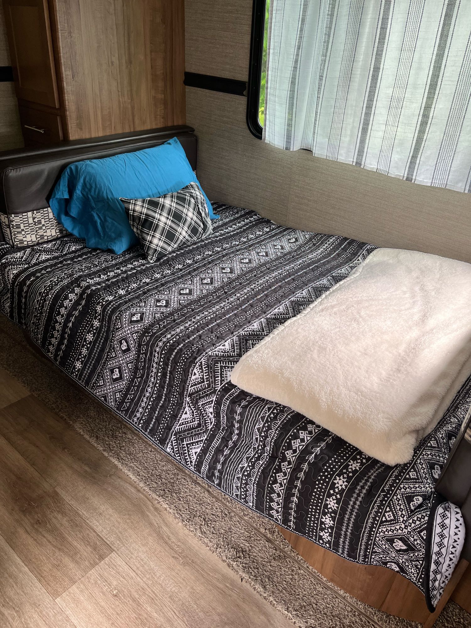 Aspen Trail 2340BHS 2018