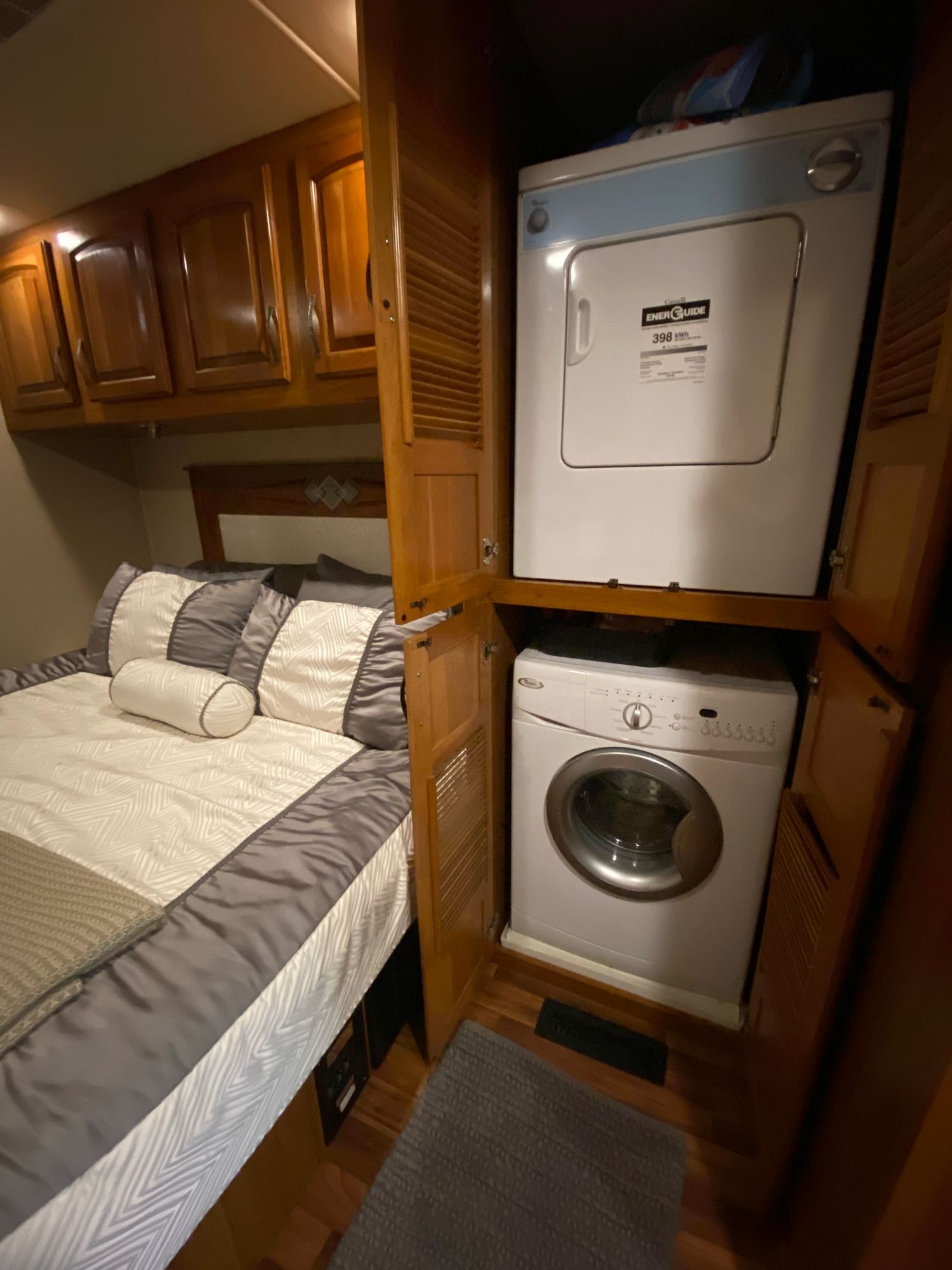 This RV rental offers a cozy bedroom with practical storage cabinets and a stackable washer/dryer for ultimate convenience.. Jayco Seneca 2016