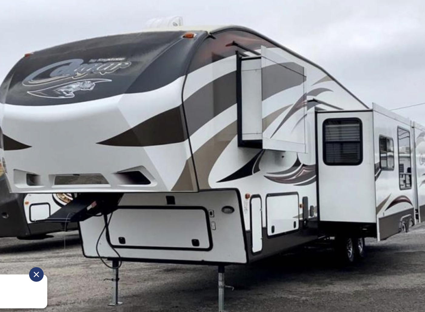 2014 Keystone RV Cougar— 3 slides!!