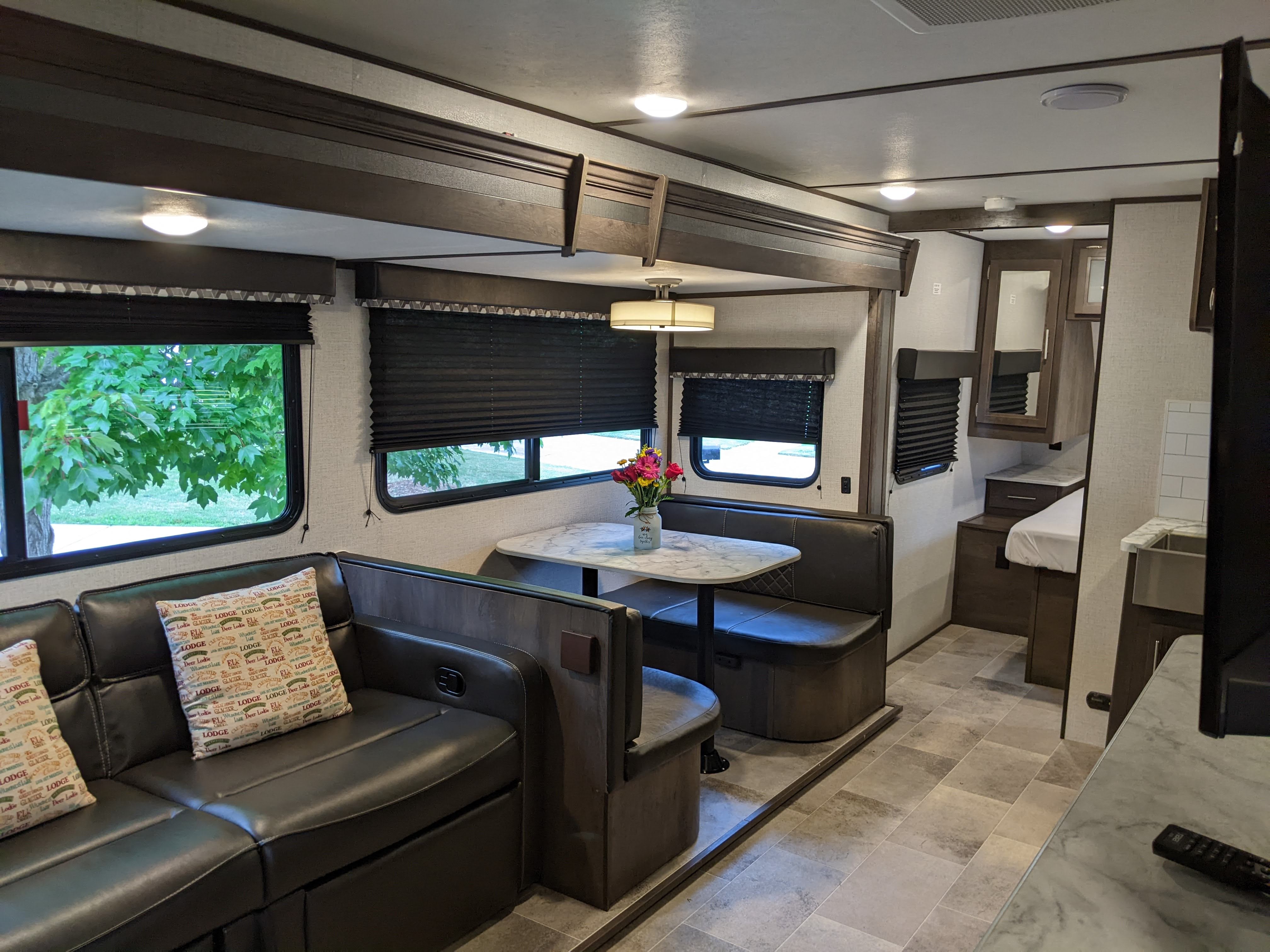 Travel trailer RV Rental 