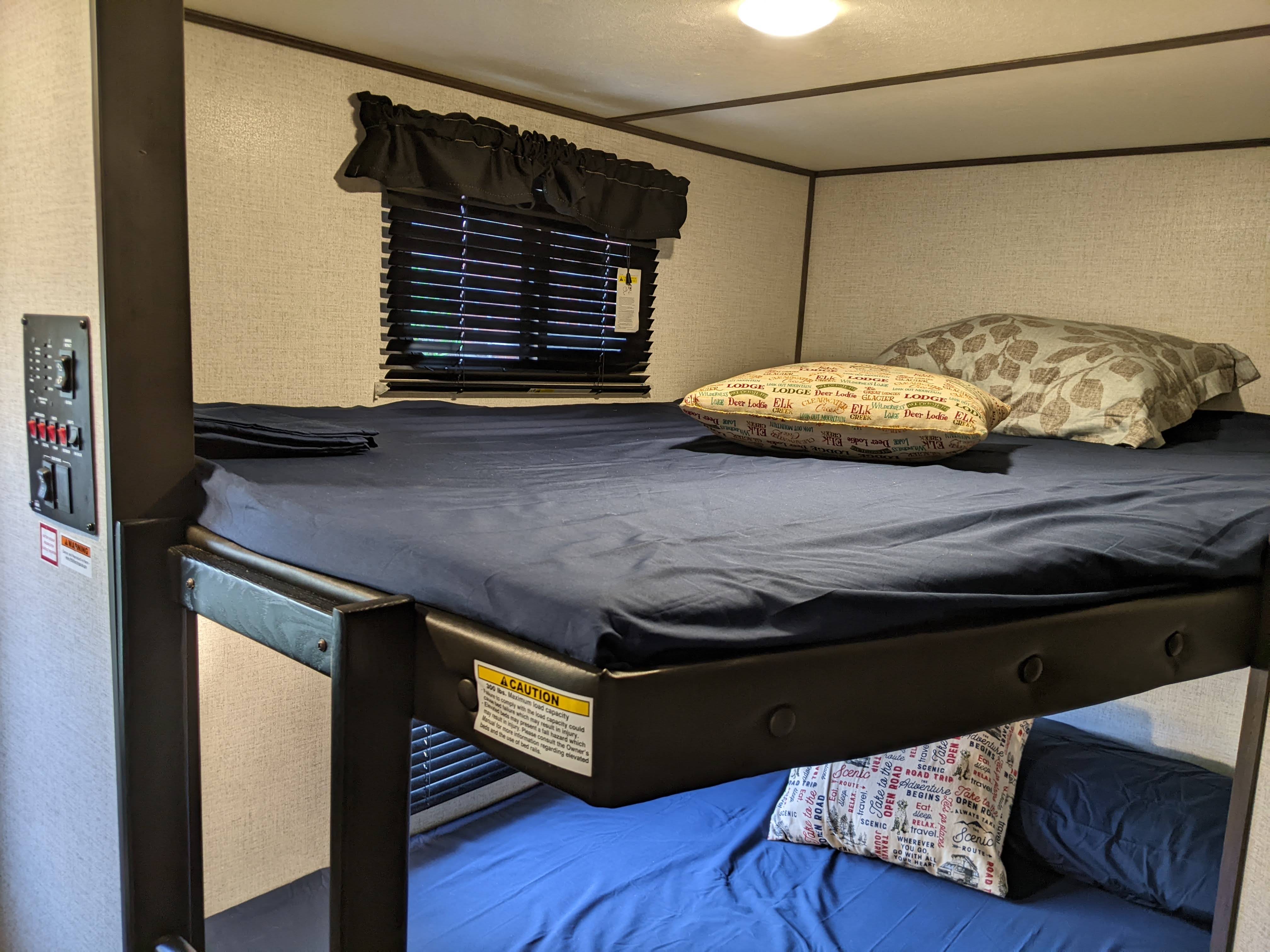Travel trailer RV Rental 