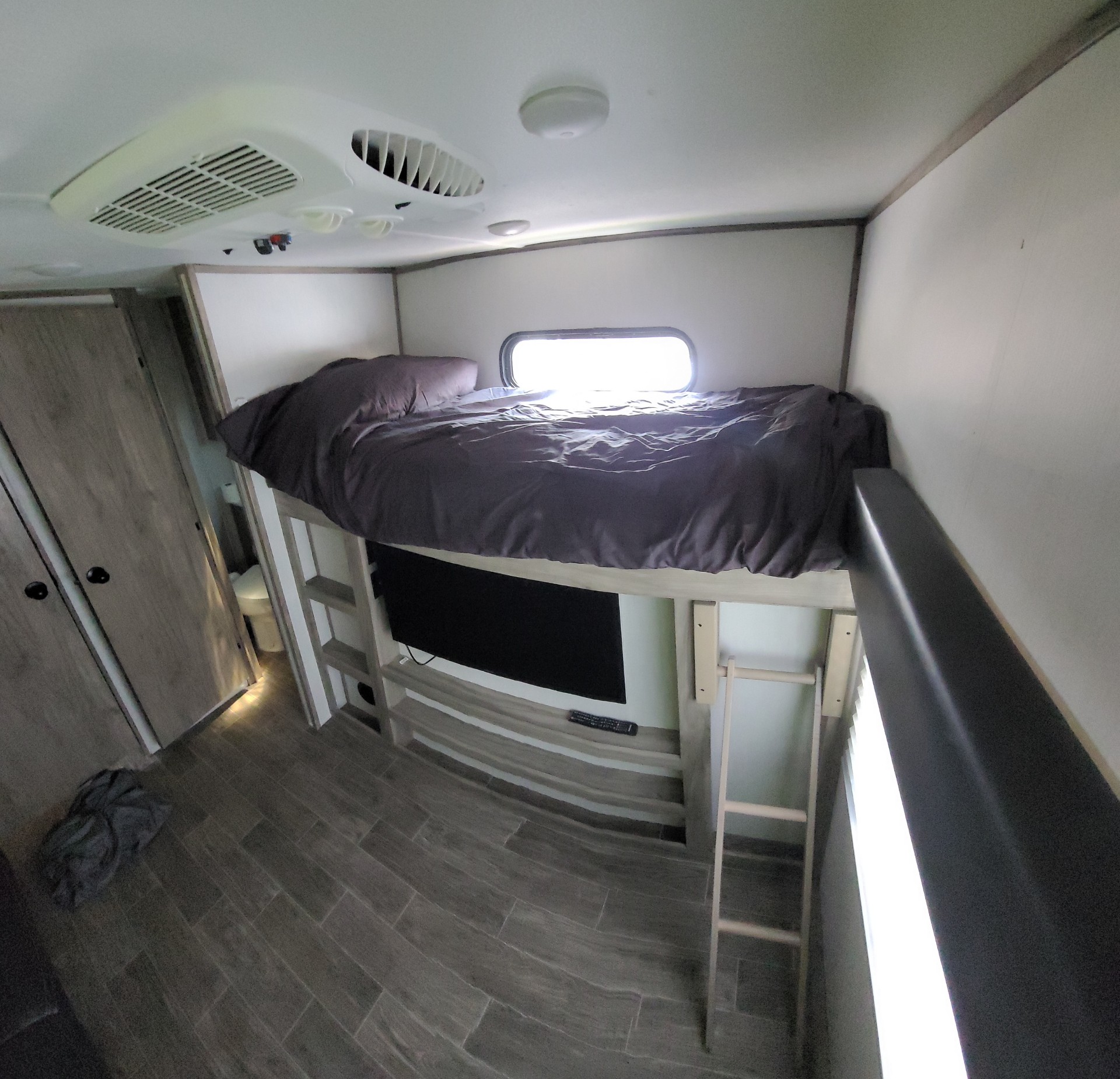 Travel trailer RV Rental 