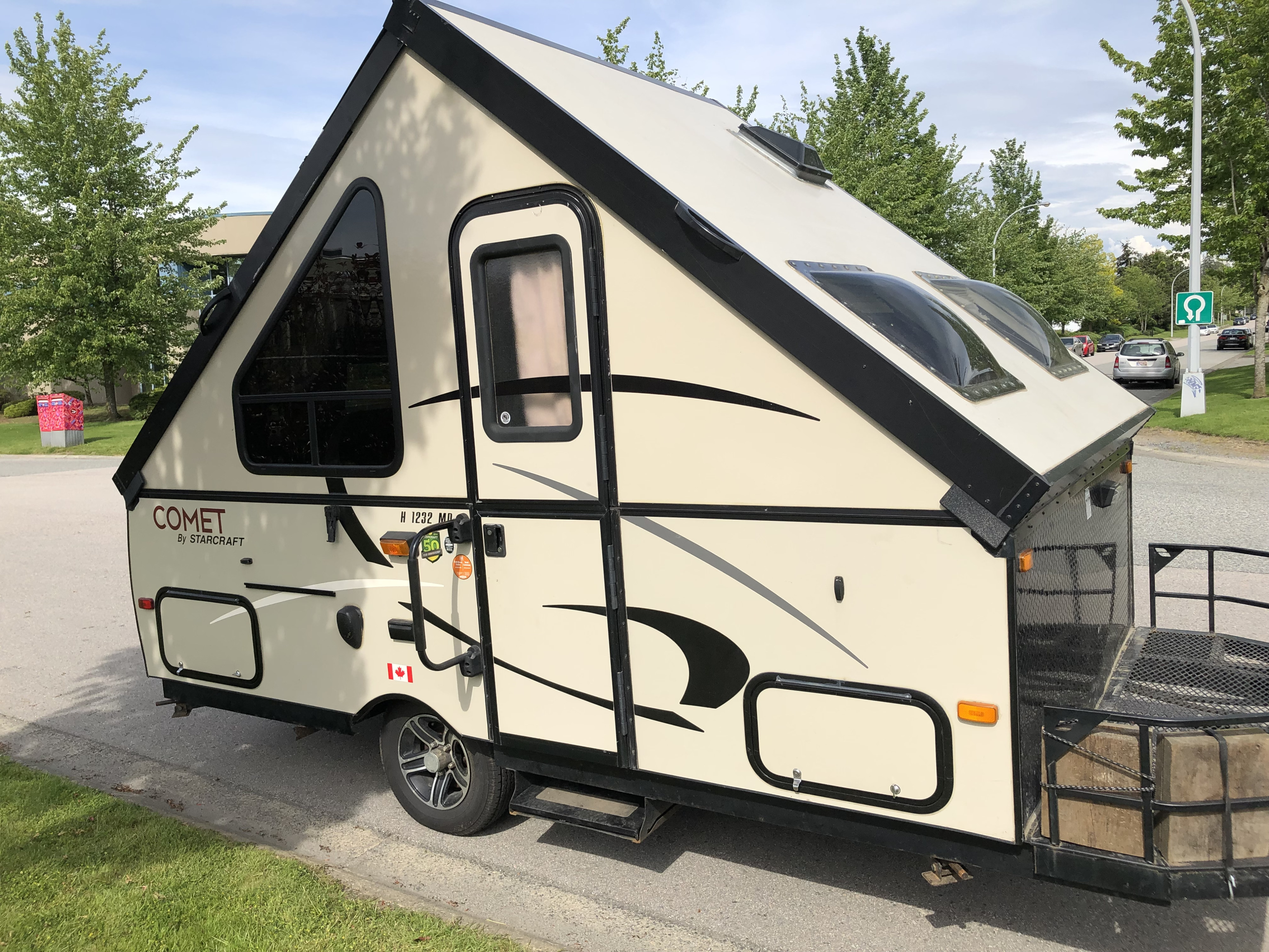 A-Frame Starcraft Comet Tent Trailer