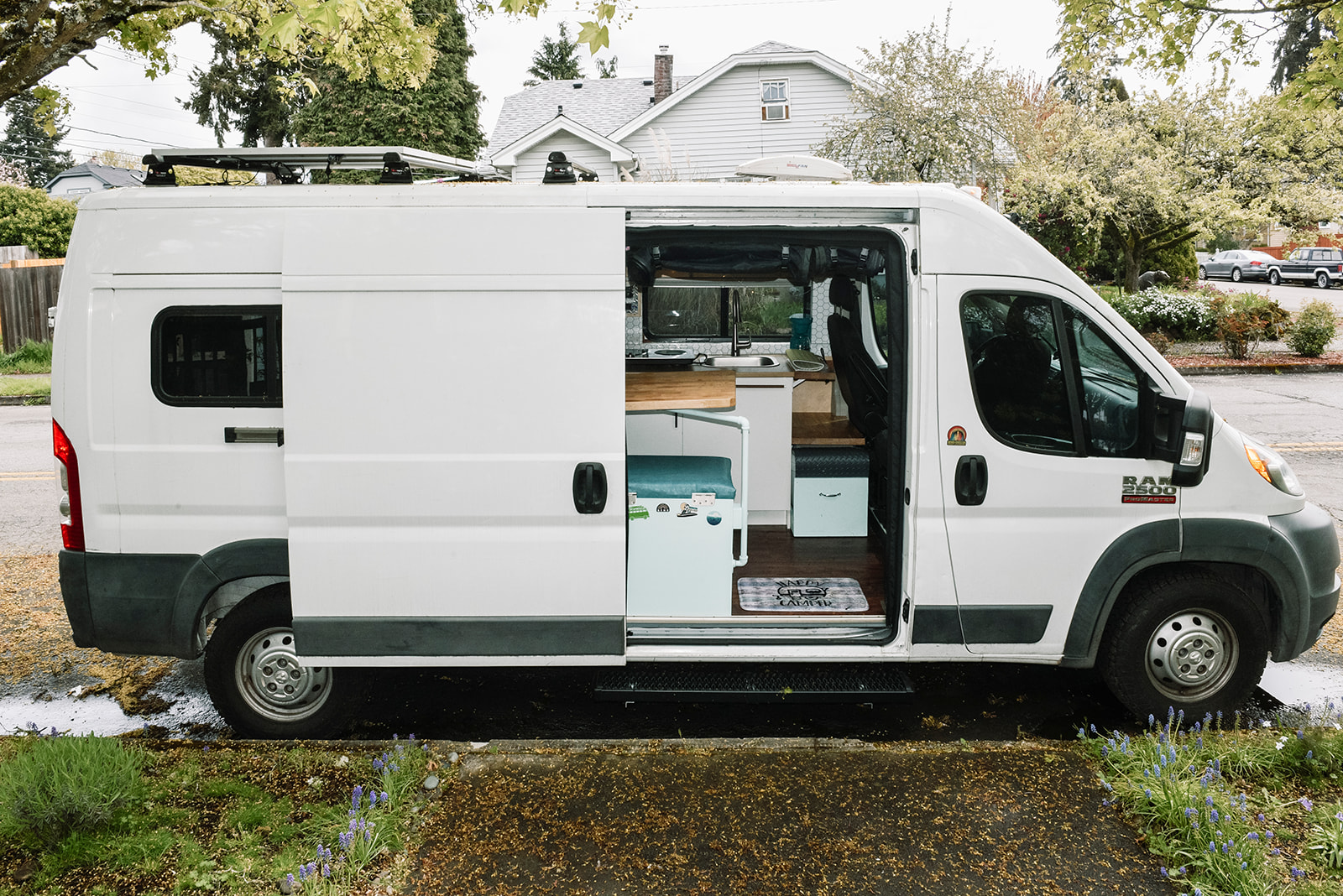 2016 Dodge ProMaster 2500   **** Minutes from PDX Airport ****
