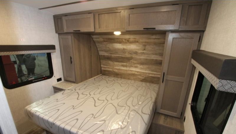 Gulf Stream Kingsport 26BHG 2022