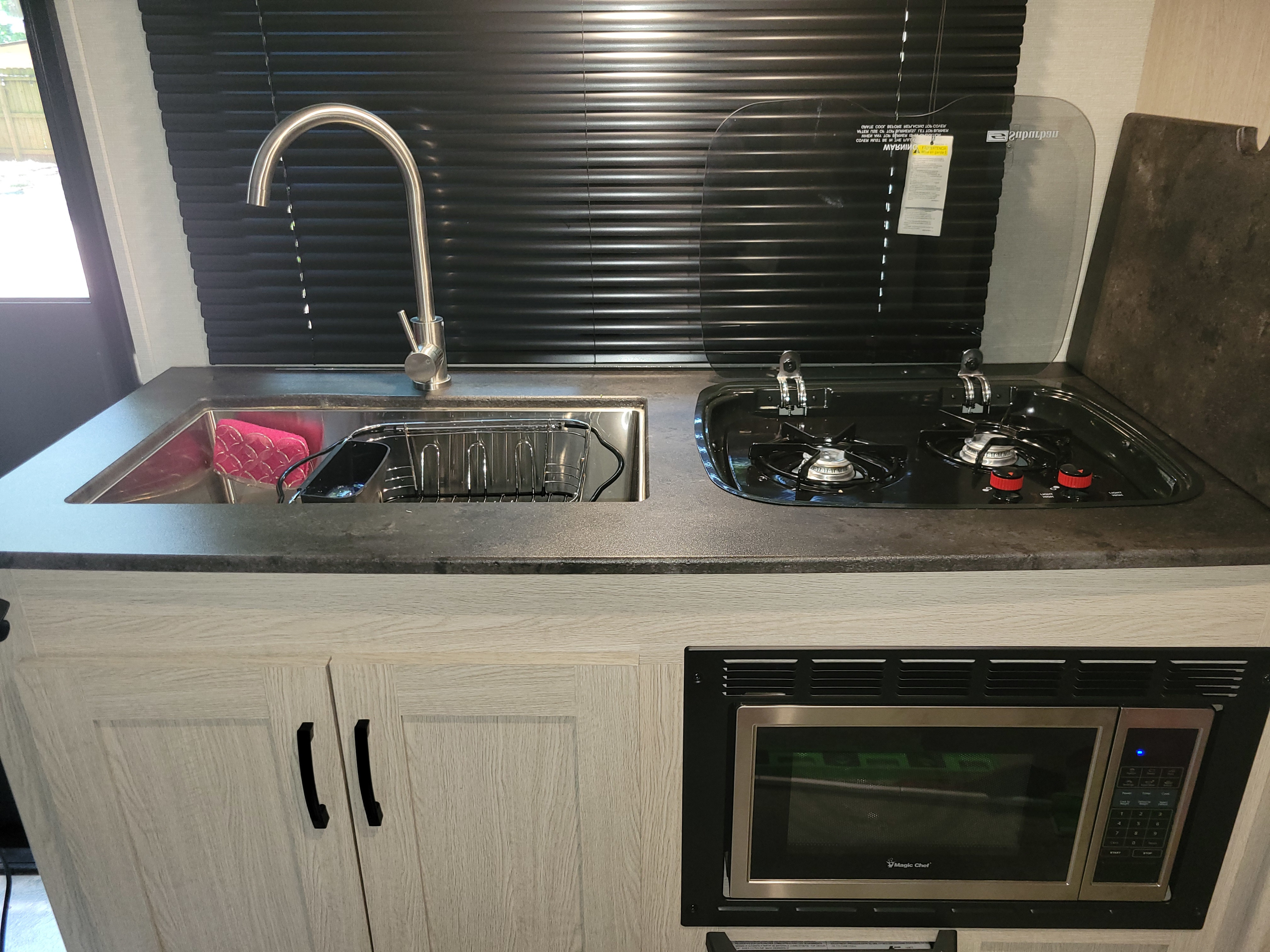 Travel trailer RV Rental 