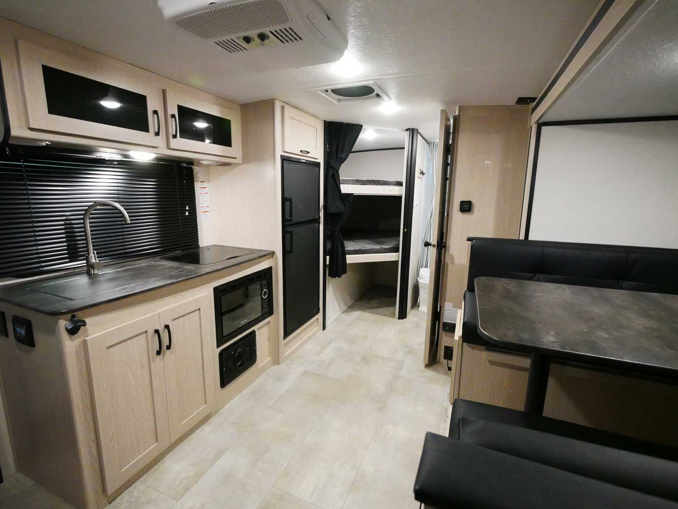 Travel trailer RV Rental 