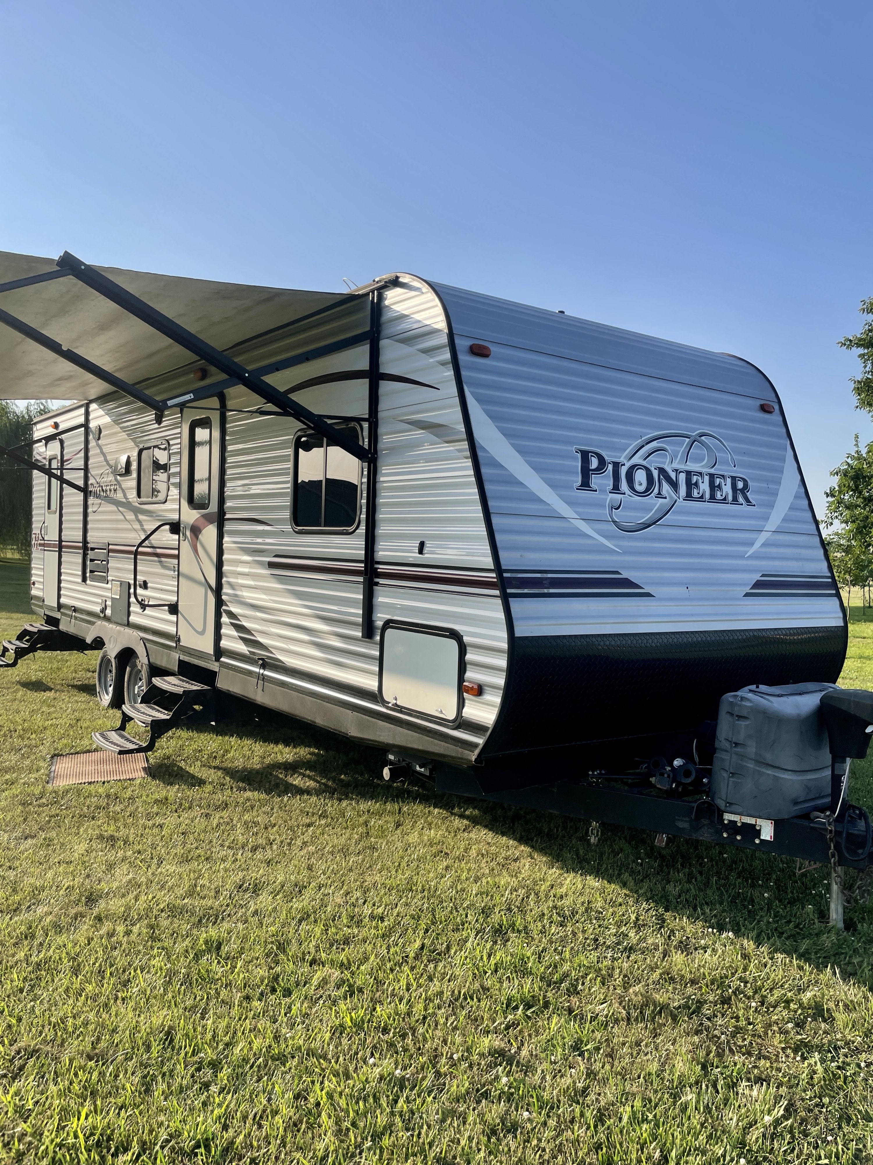 2016 Heartland Pioneer with bunks