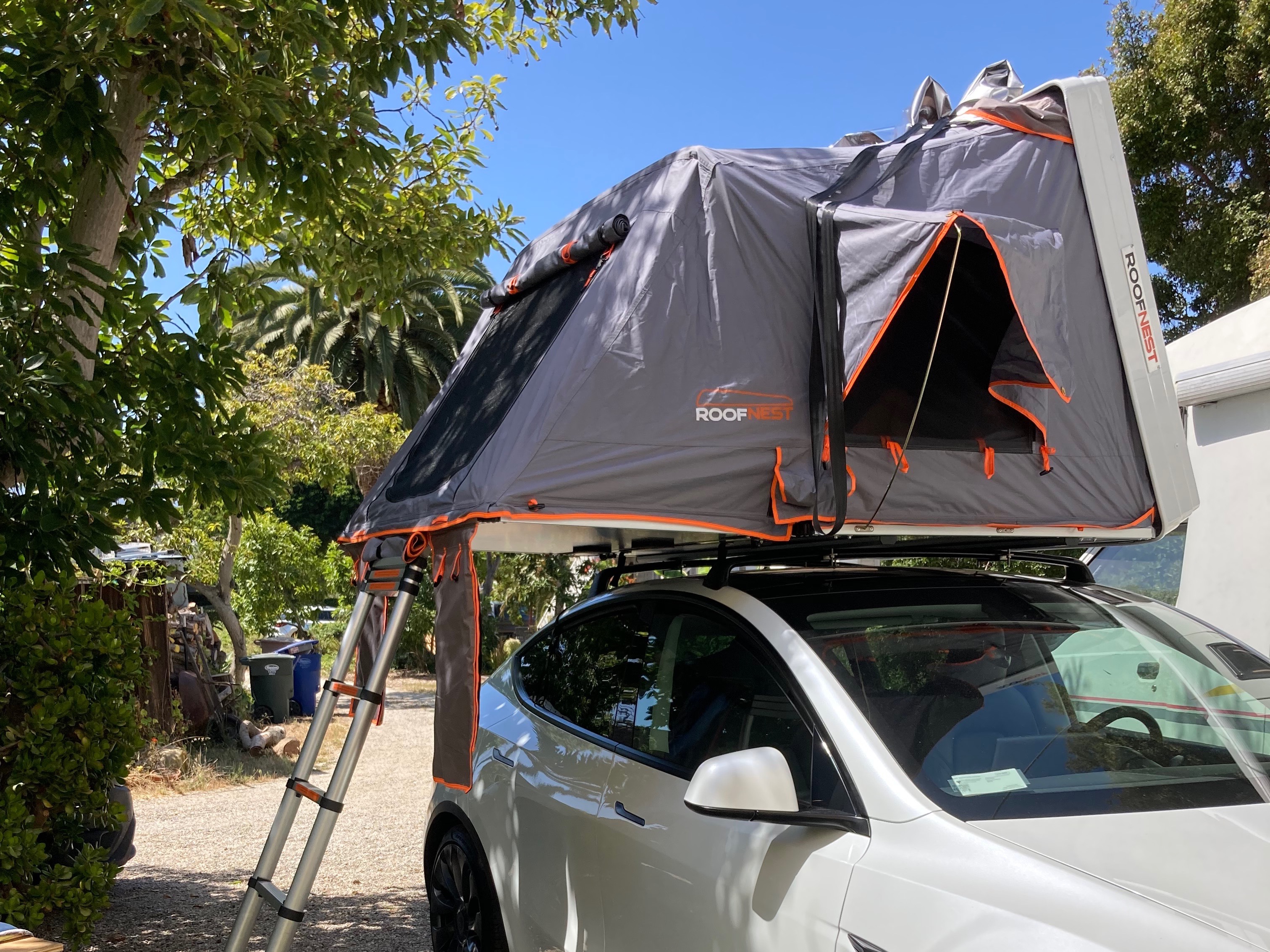 Brand new Roofnest Condor tent, with comfortable mattress and quick setup/tear down. . Tesla Model Y 2021