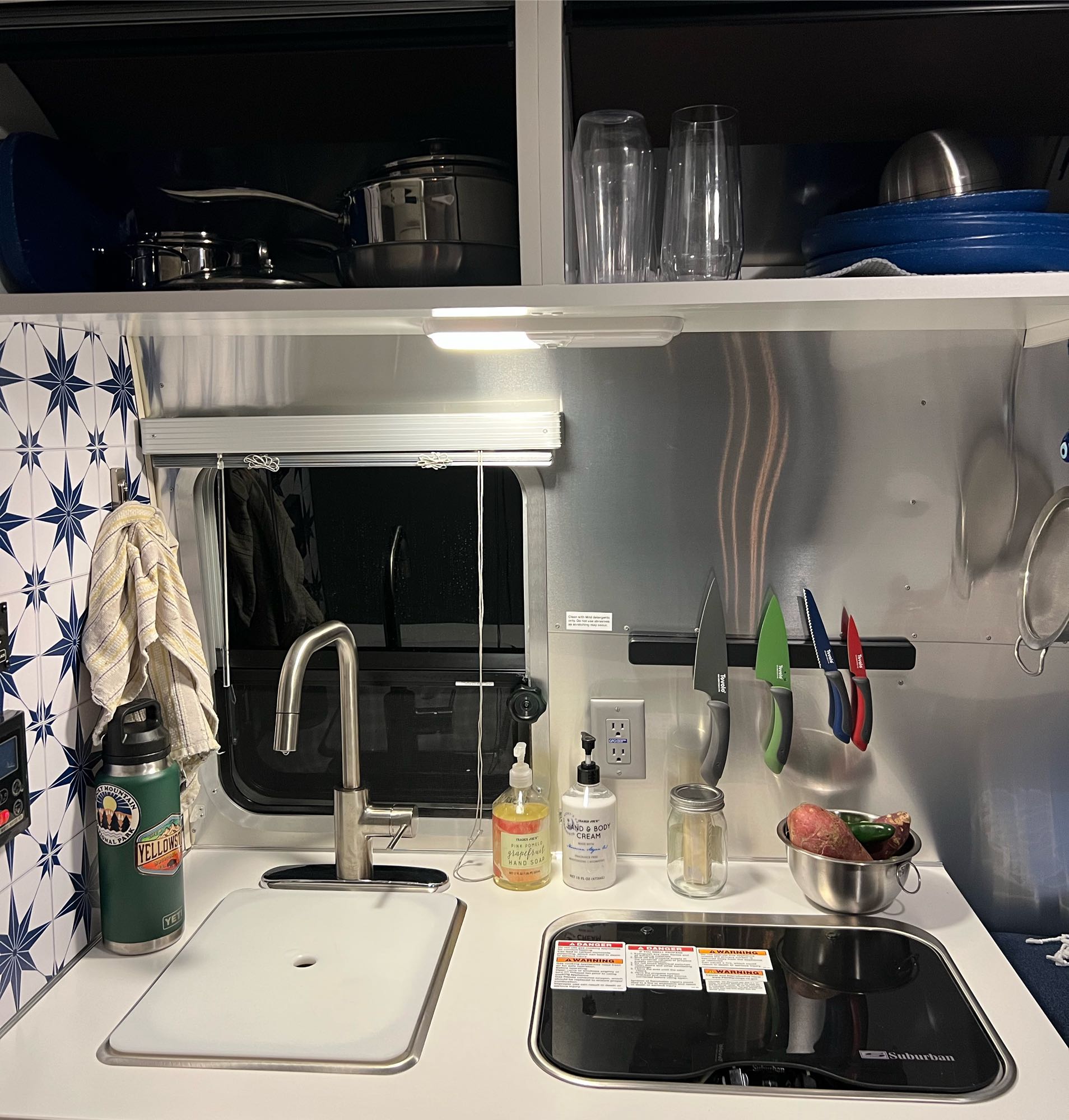 Travel trailer RV Rental 