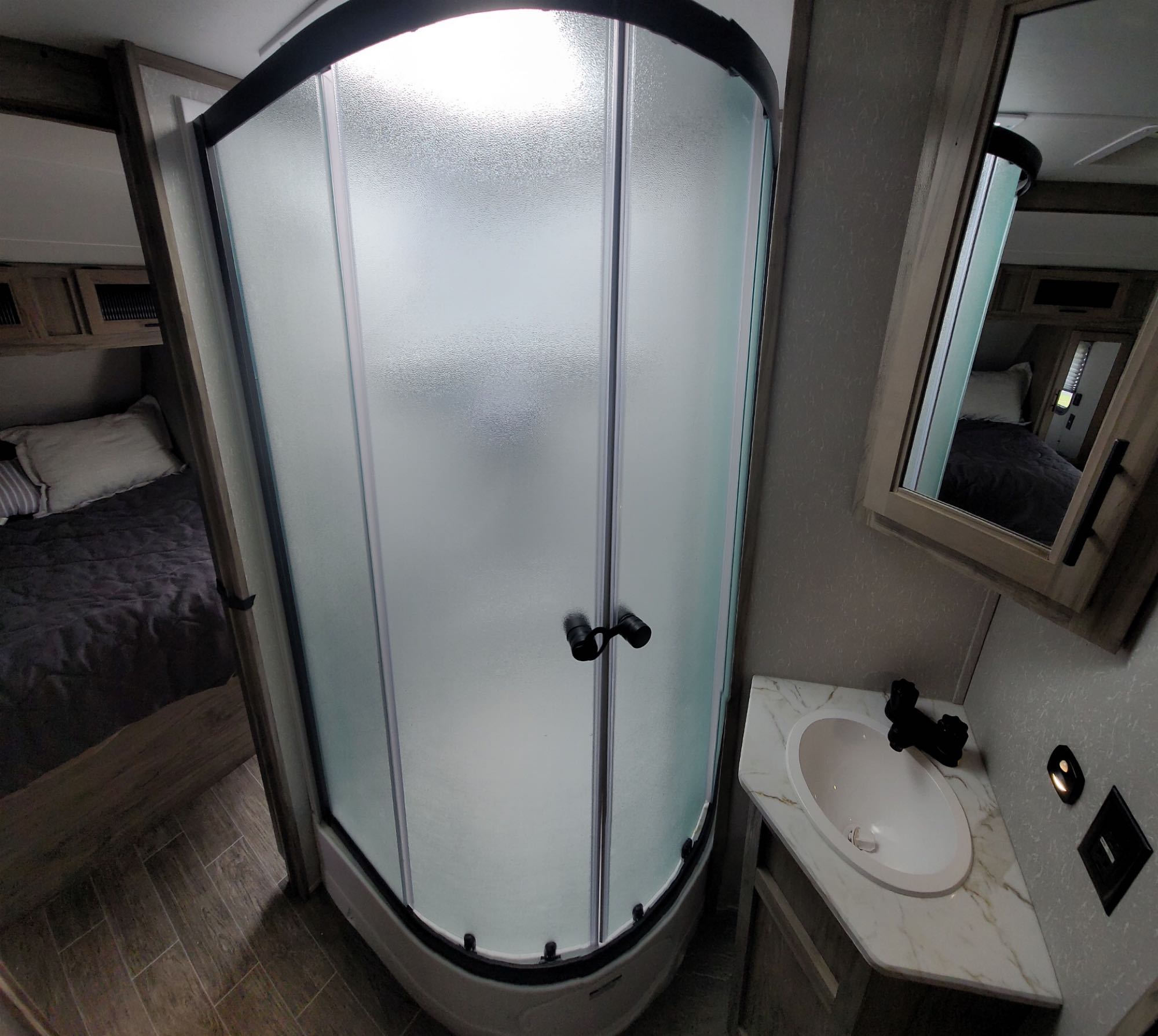 Travel trailer RV Rental 