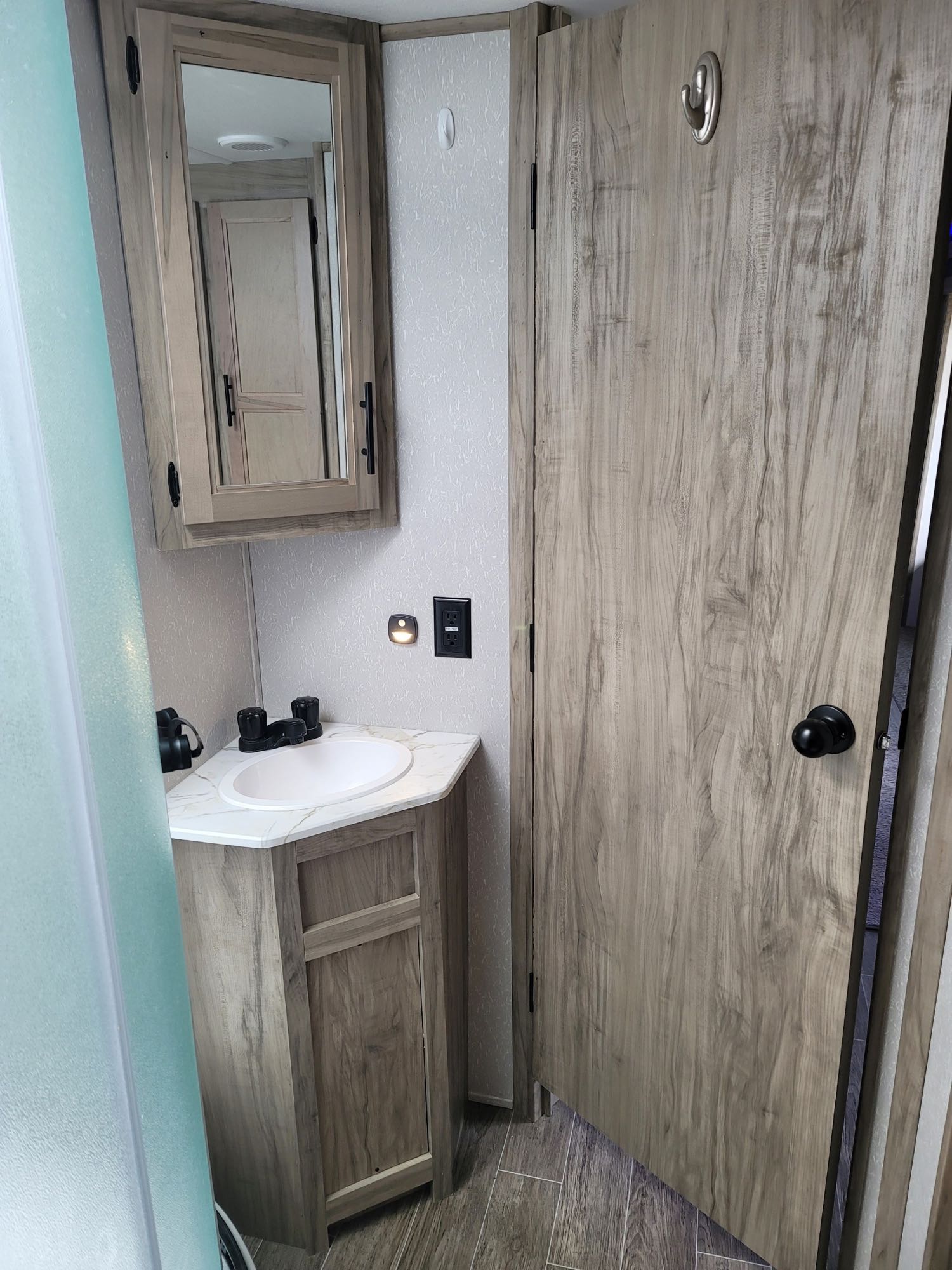 Travel trailer RV Rental 