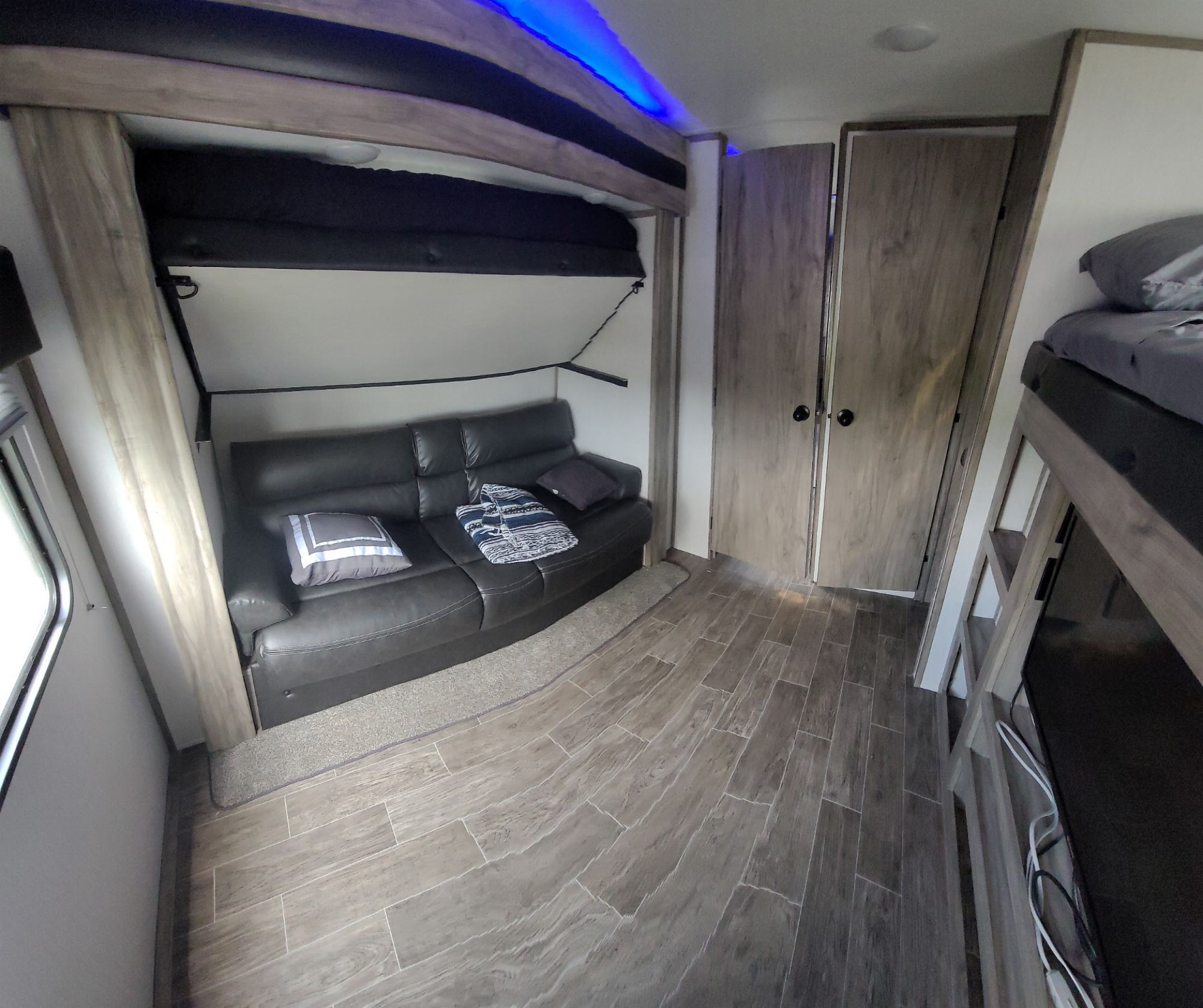 Travel trailer RV Rental 