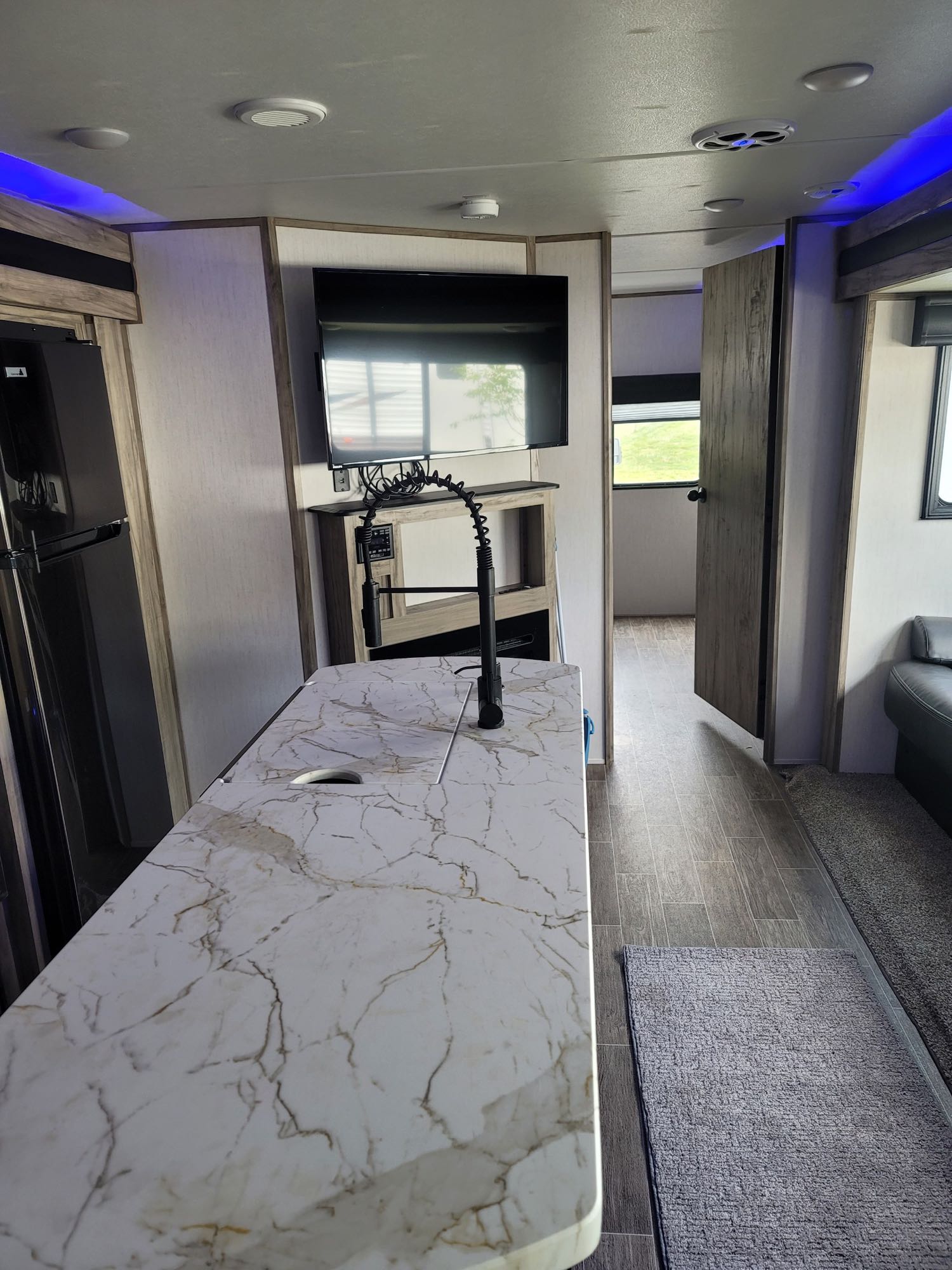 Travel trailer RV Rental 