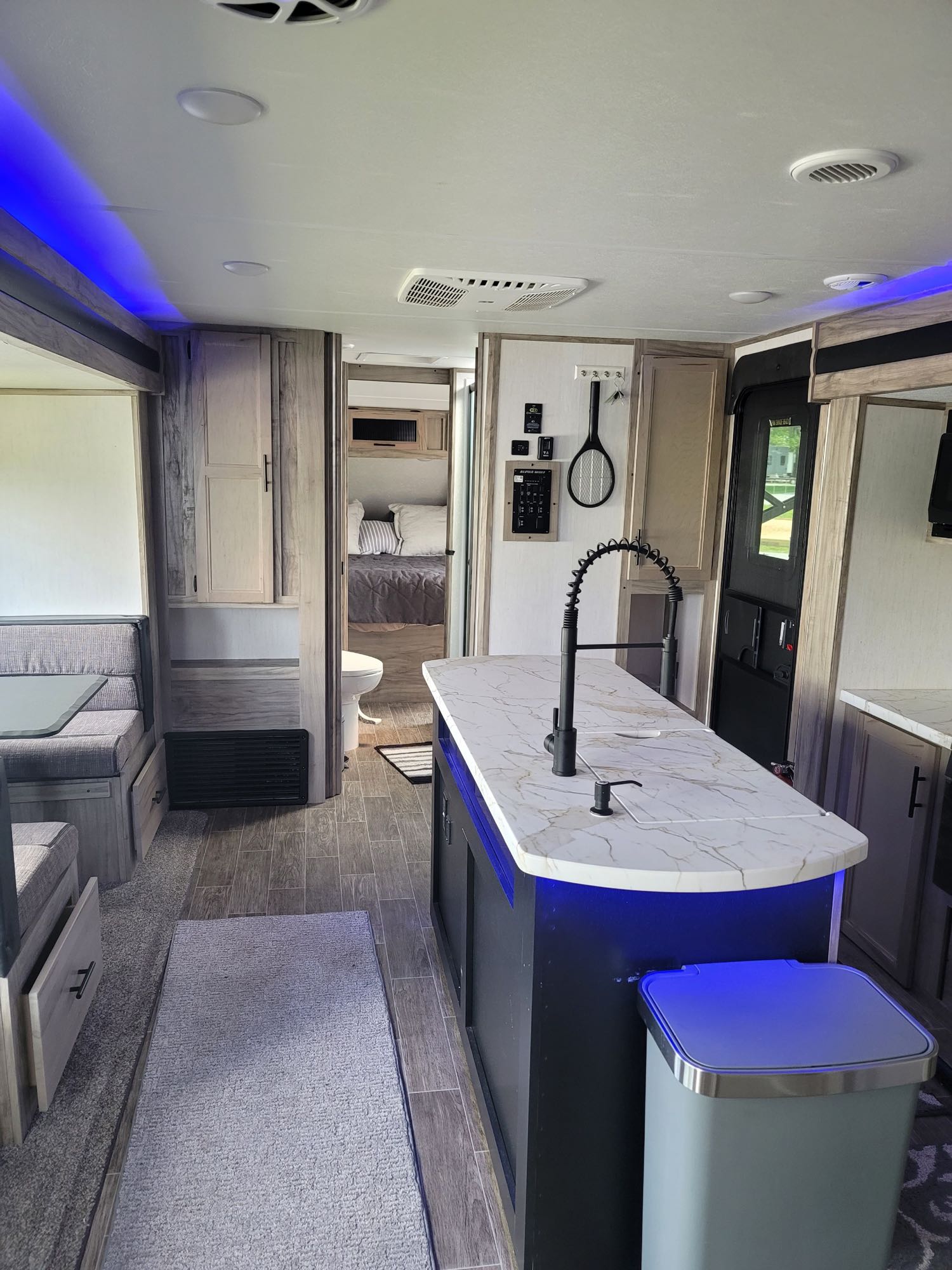 Travel trailer RV Rental 