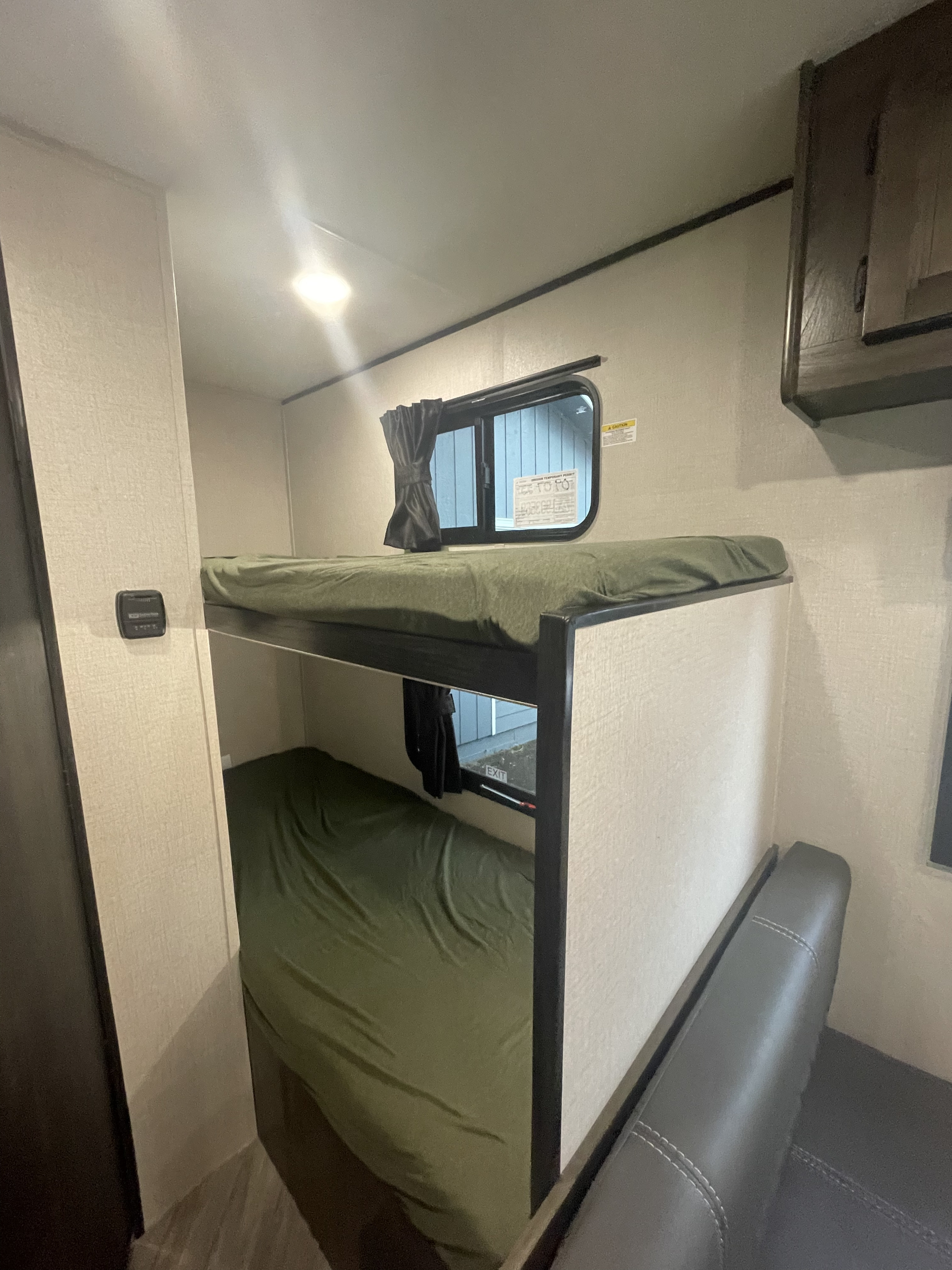 Bunk beds . Highland Ridge RV Olympia Sport 2022