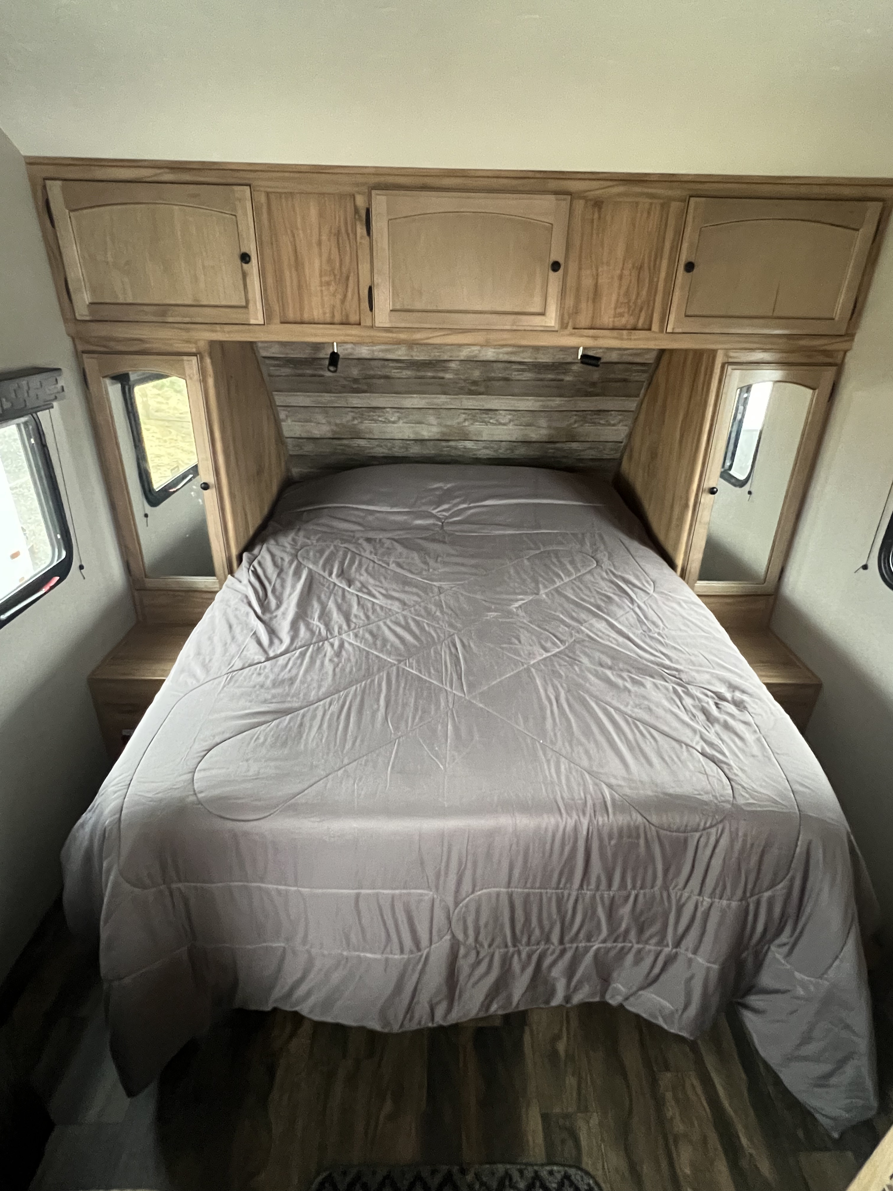 Coachmen Freedom Express UltraLite 2019