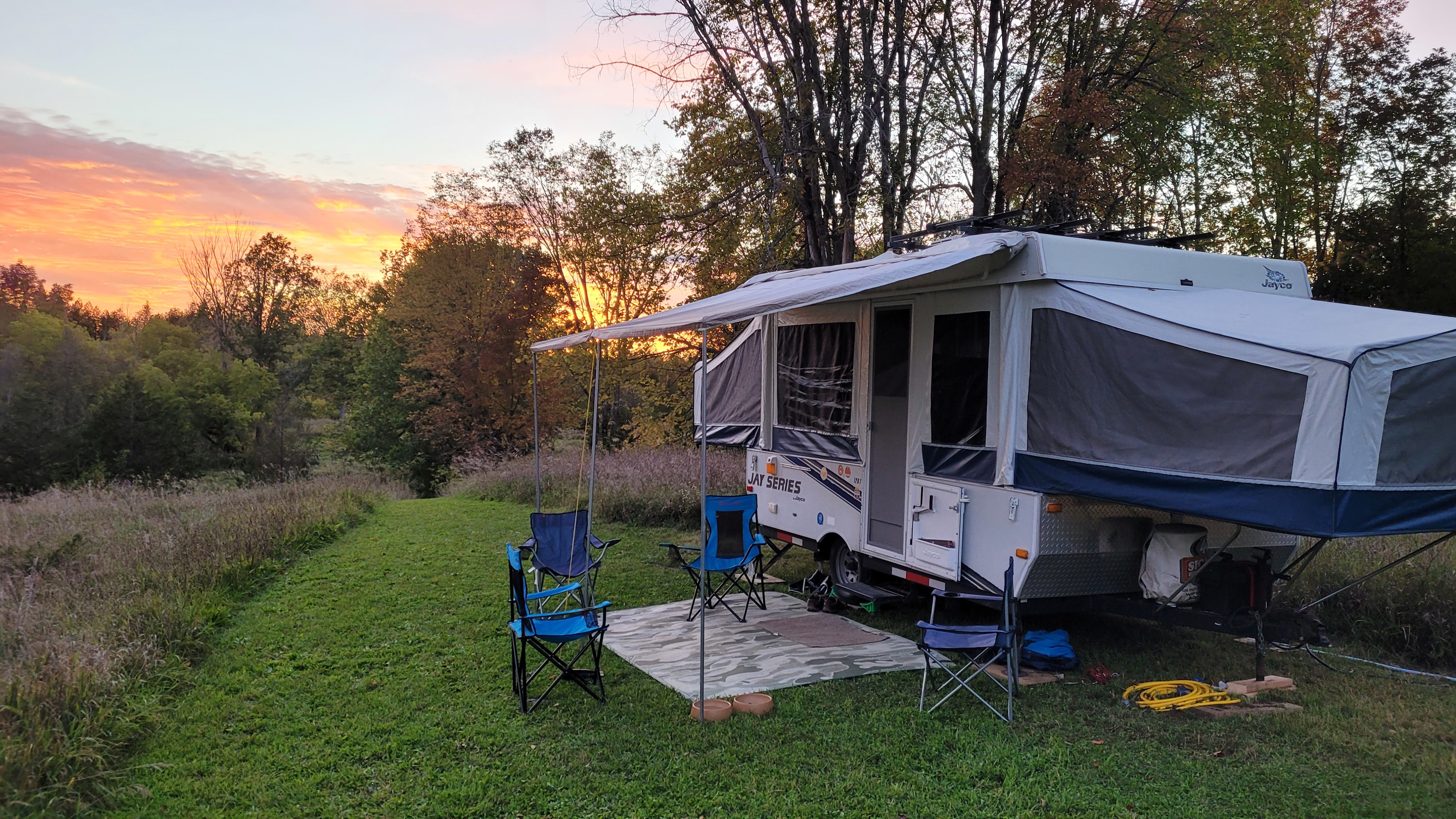 Jayco Tent Trailer - Sleeps 7 - Rooftop AC