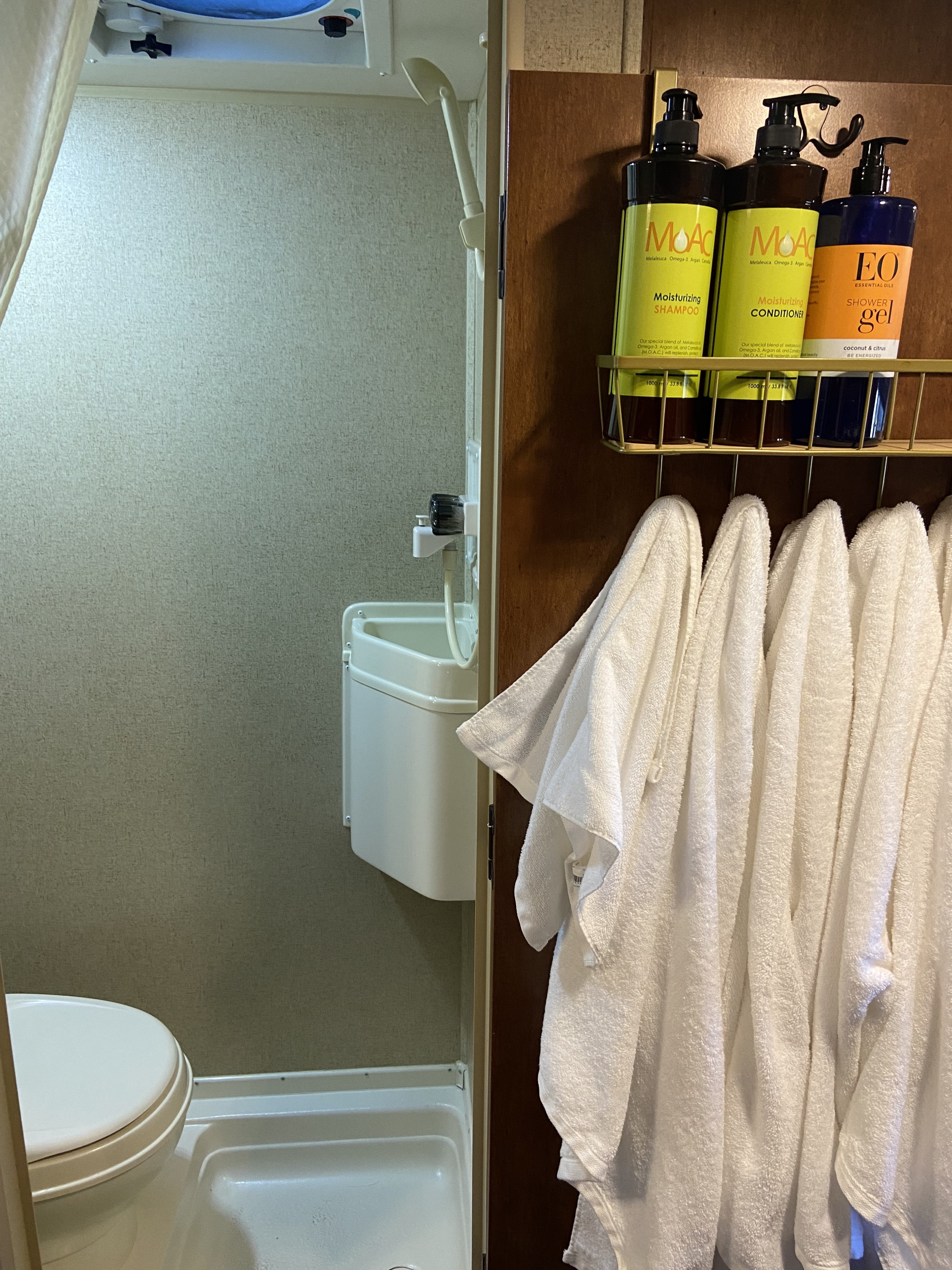 Travel trailer RV Rental 