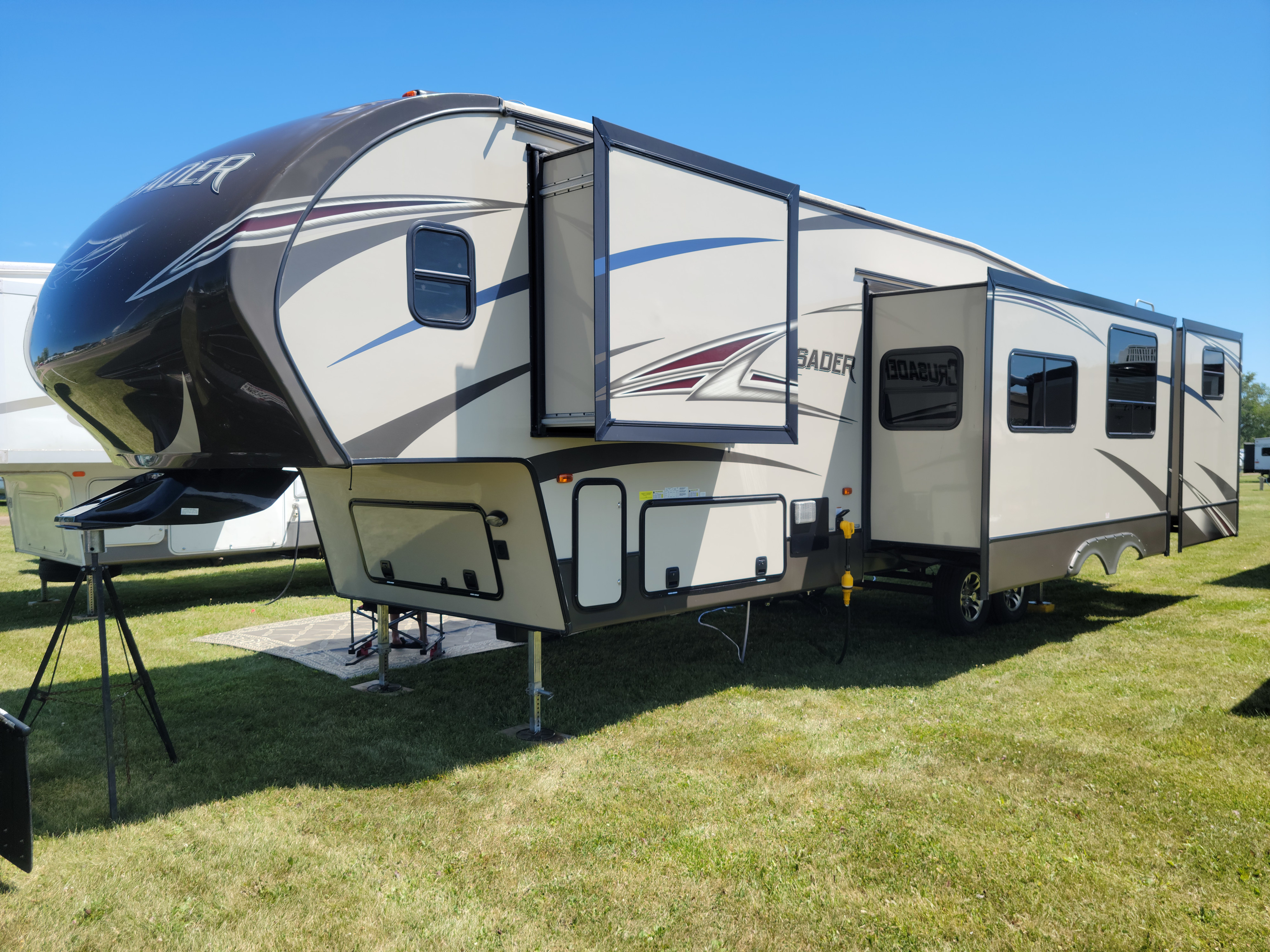 2016 Crusader Bunkhouse