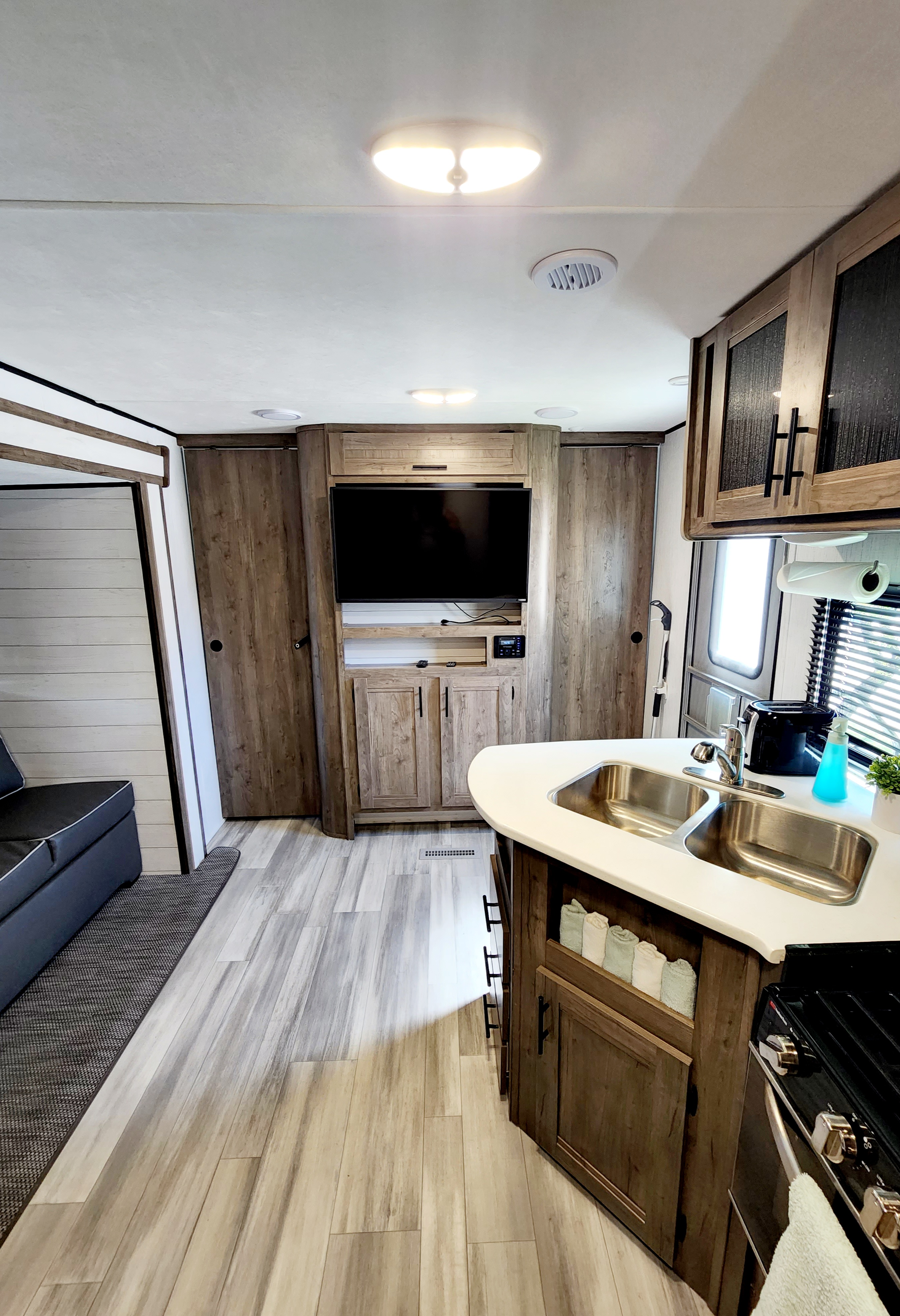 Travel trailer RV Rental 
