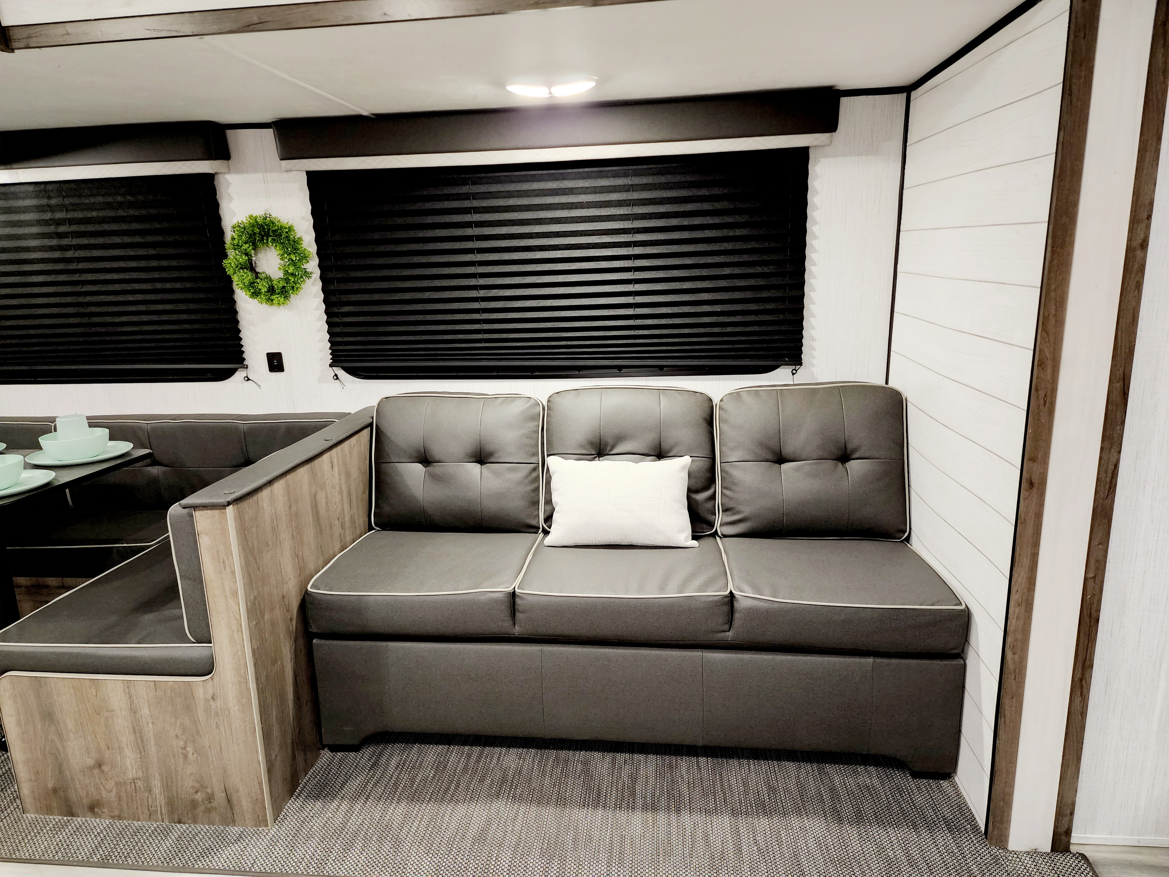Travel trailer RV Rental 