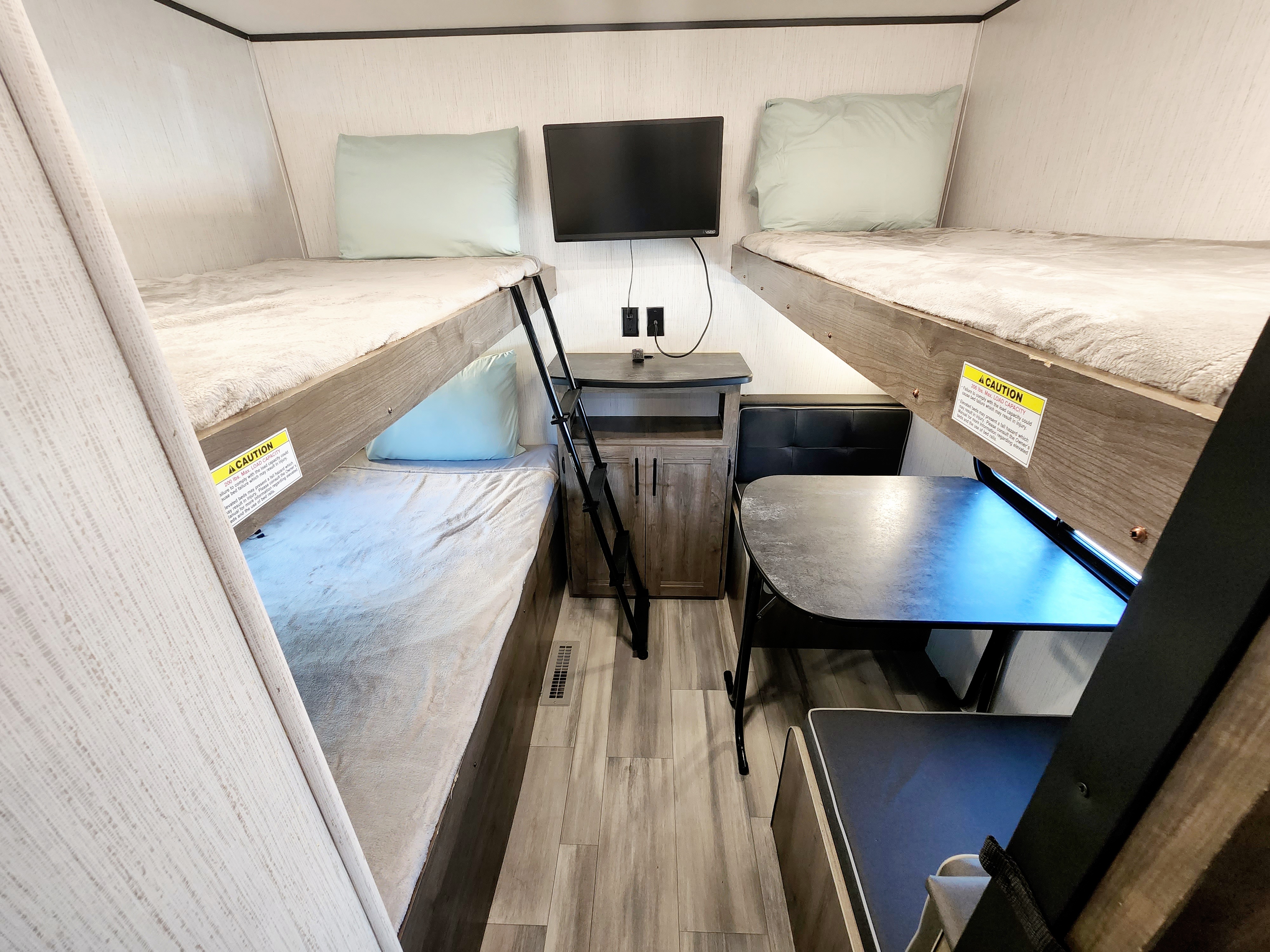 Travel trailer RV Rental 