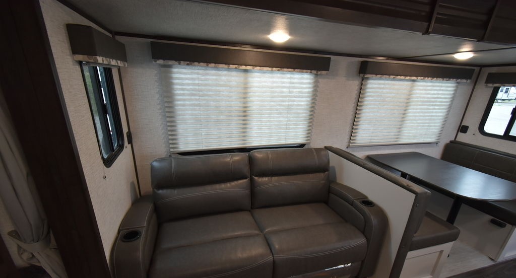 Travel trailer RV Rental 