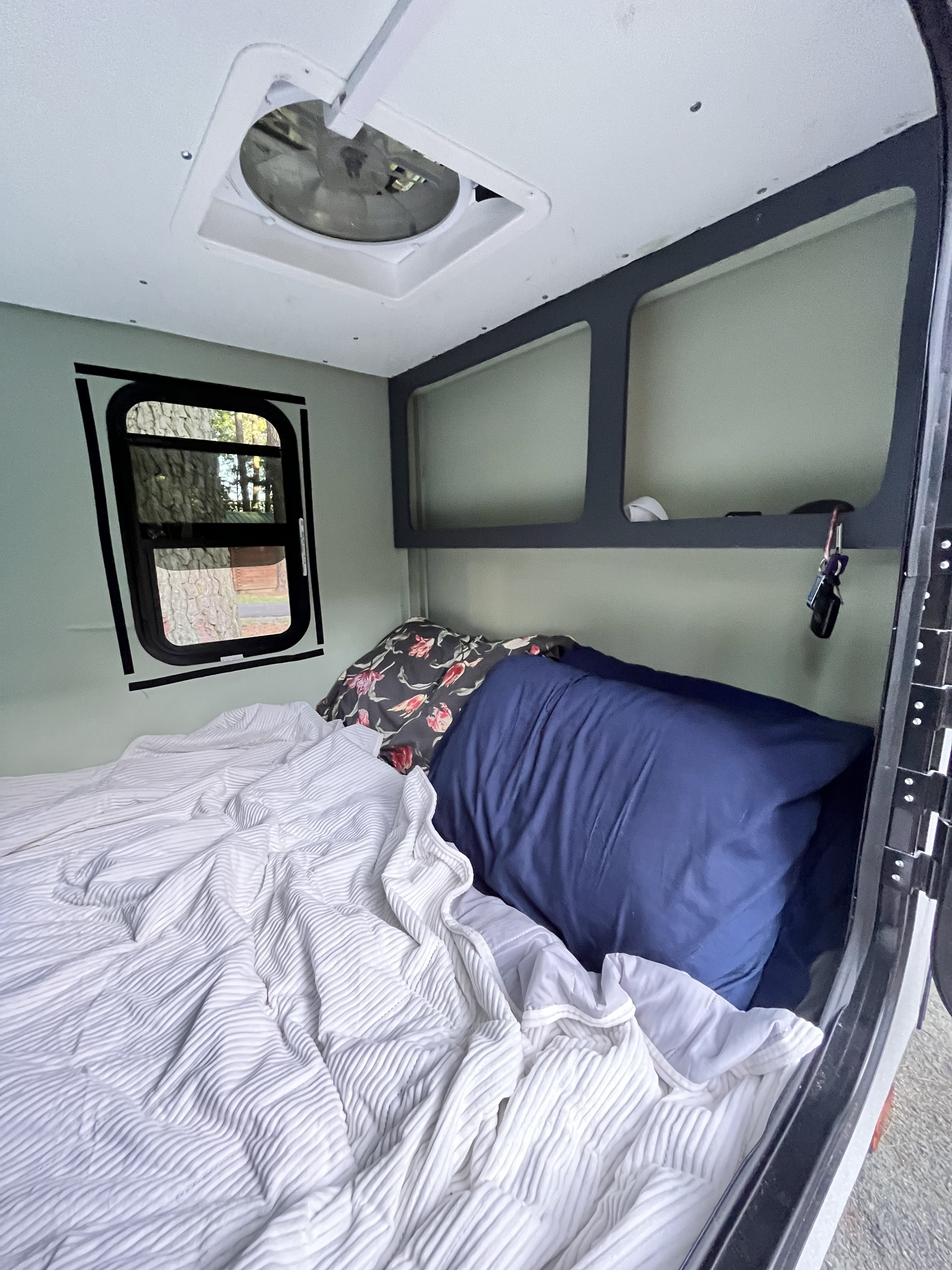 Coastline Campers 48 Custom 2020