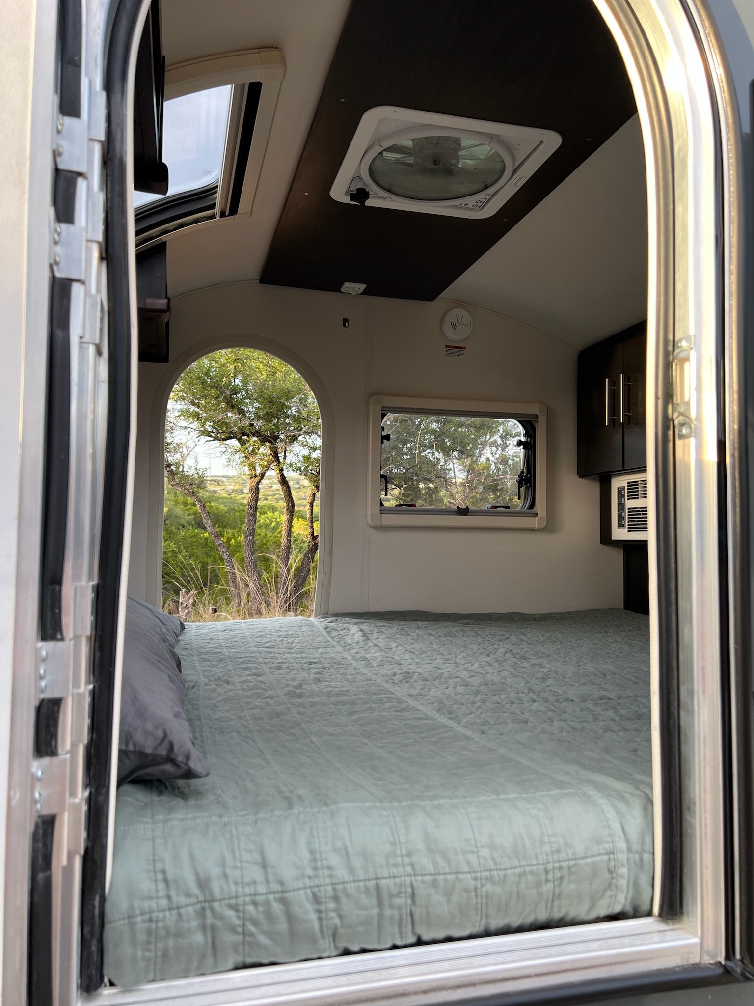 Travel trailer RV Rental 