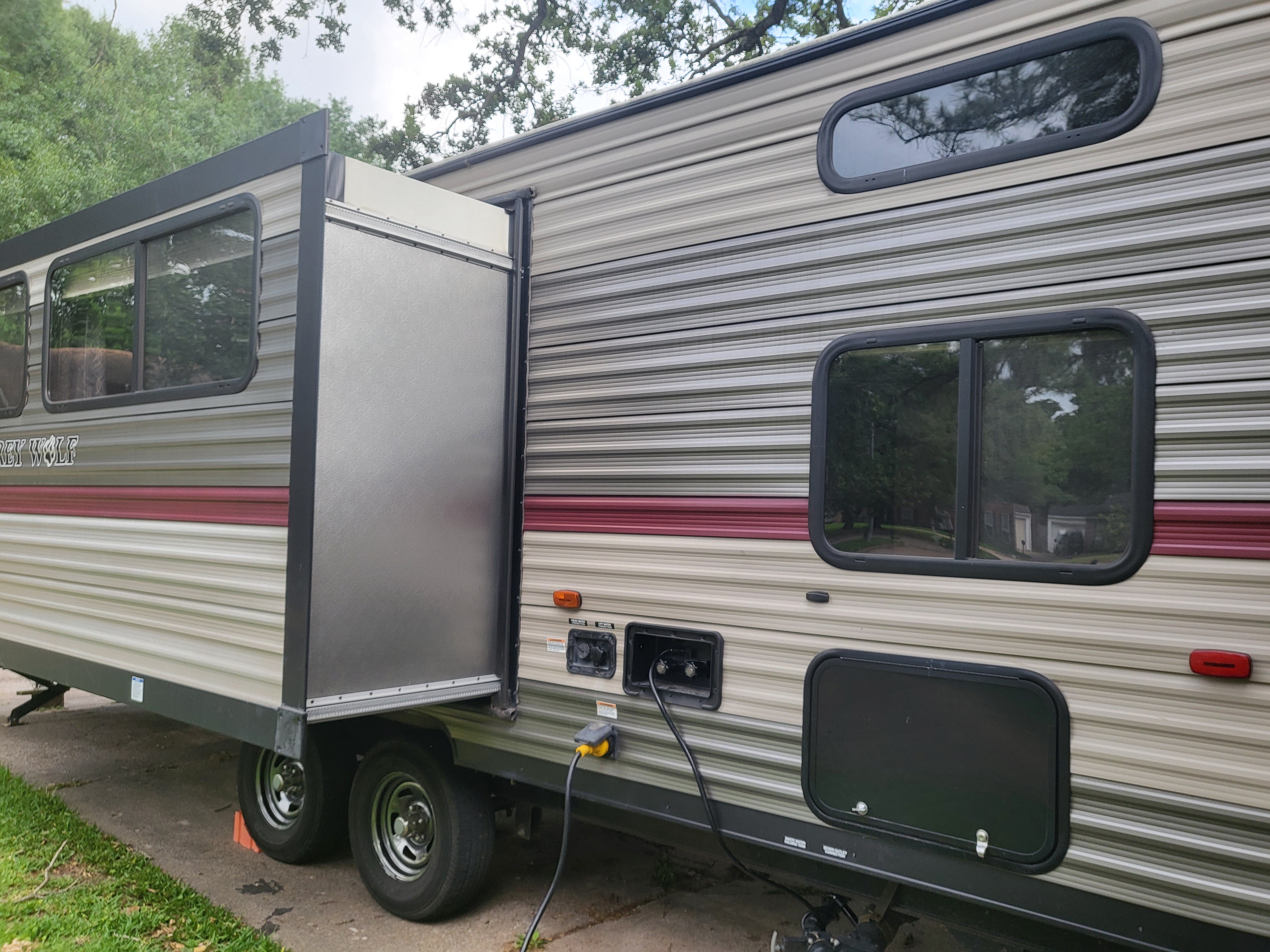 Travel trailer RV Rental 