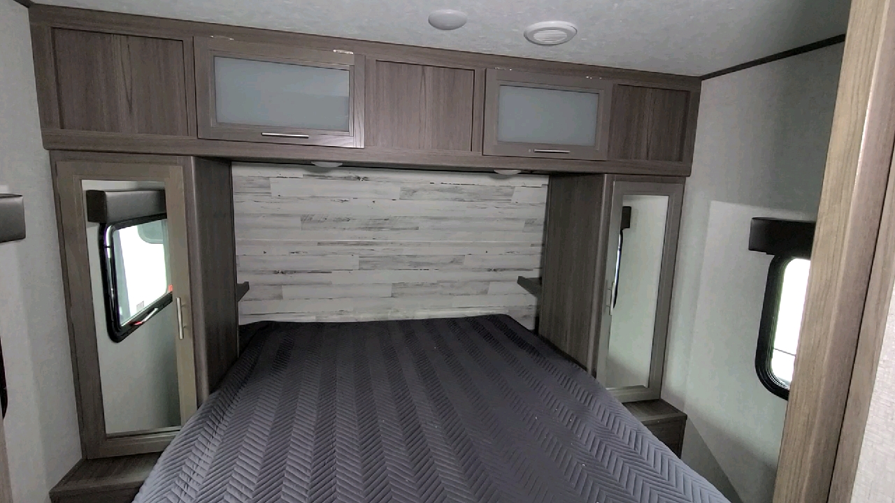 Dutchmen Kodiak Ultra Lite 2021