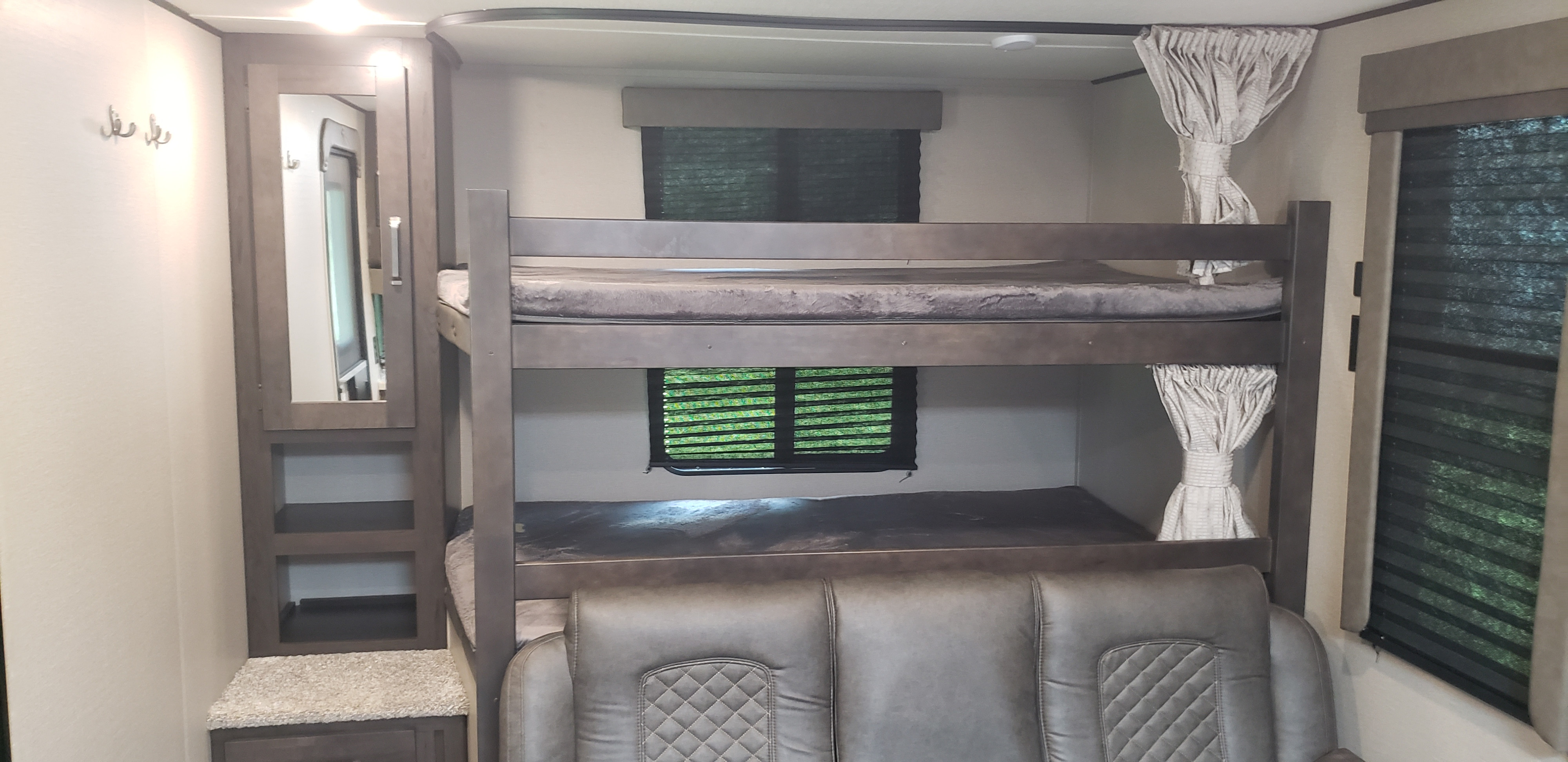 Travel trailer RV Rental 