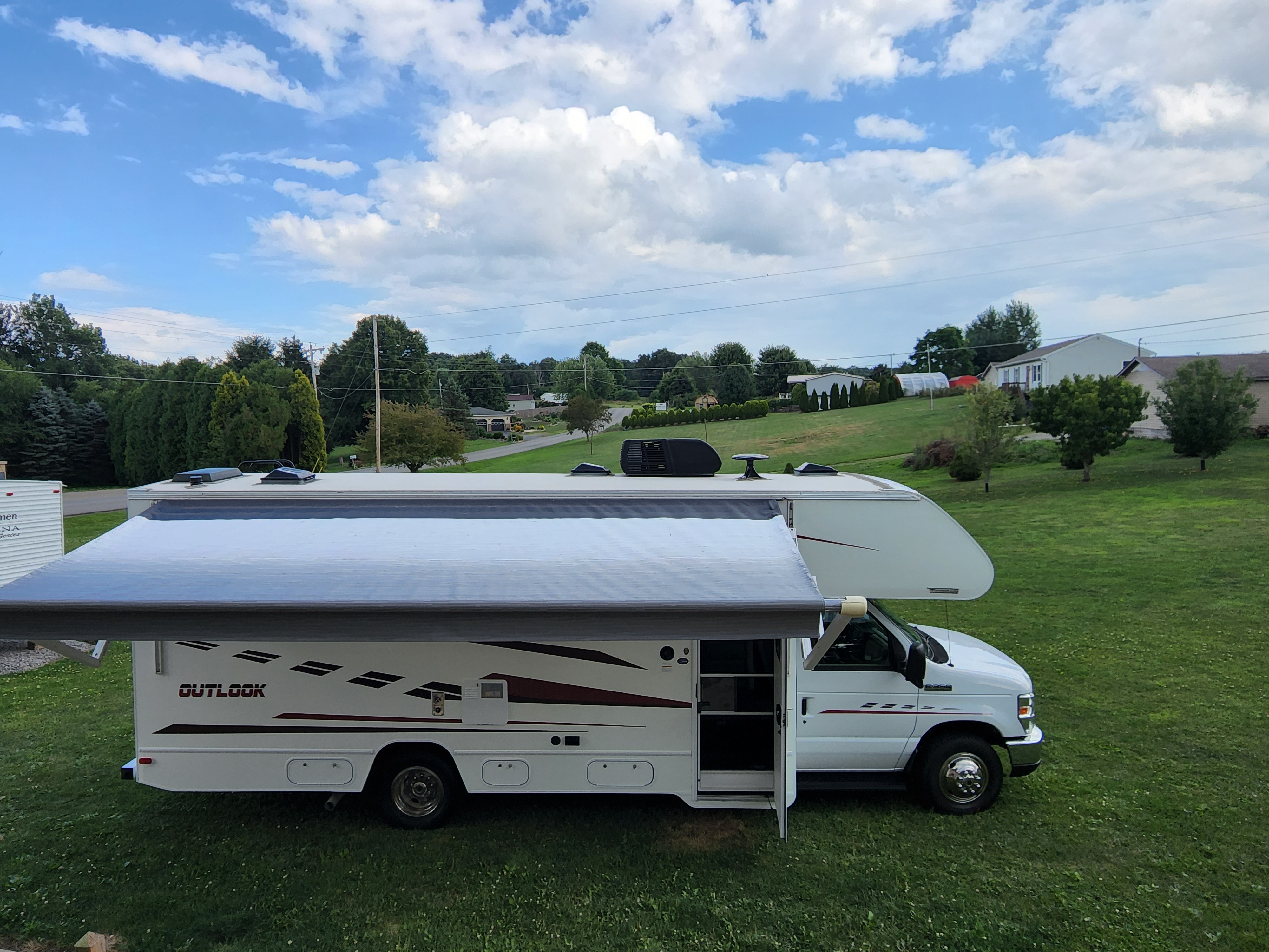 2019 Winnebago Outlook-Road Trip Memory Making