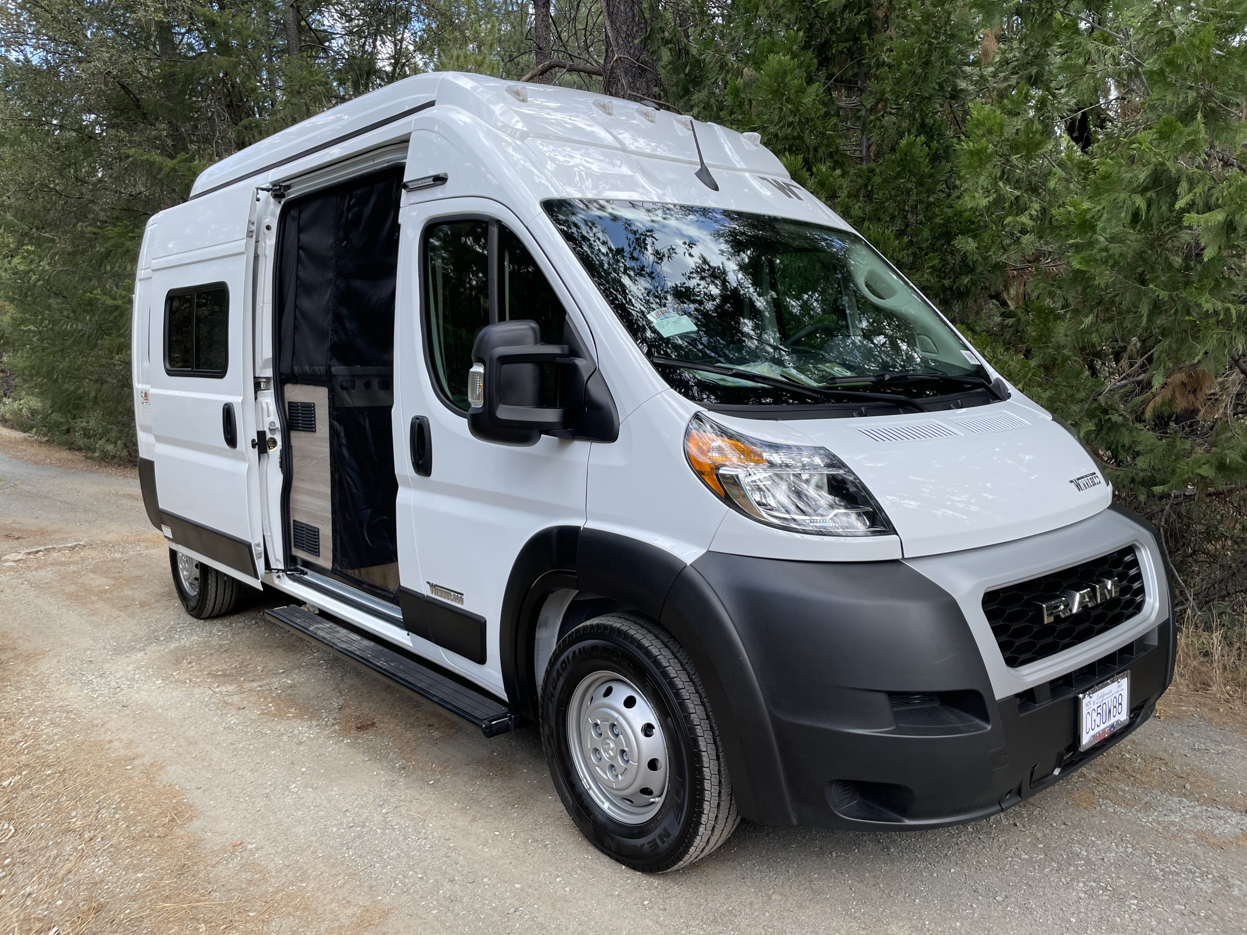 “2023 Winnebago Solis 59P – Off-Grid Adventure Van with Solar Power!”