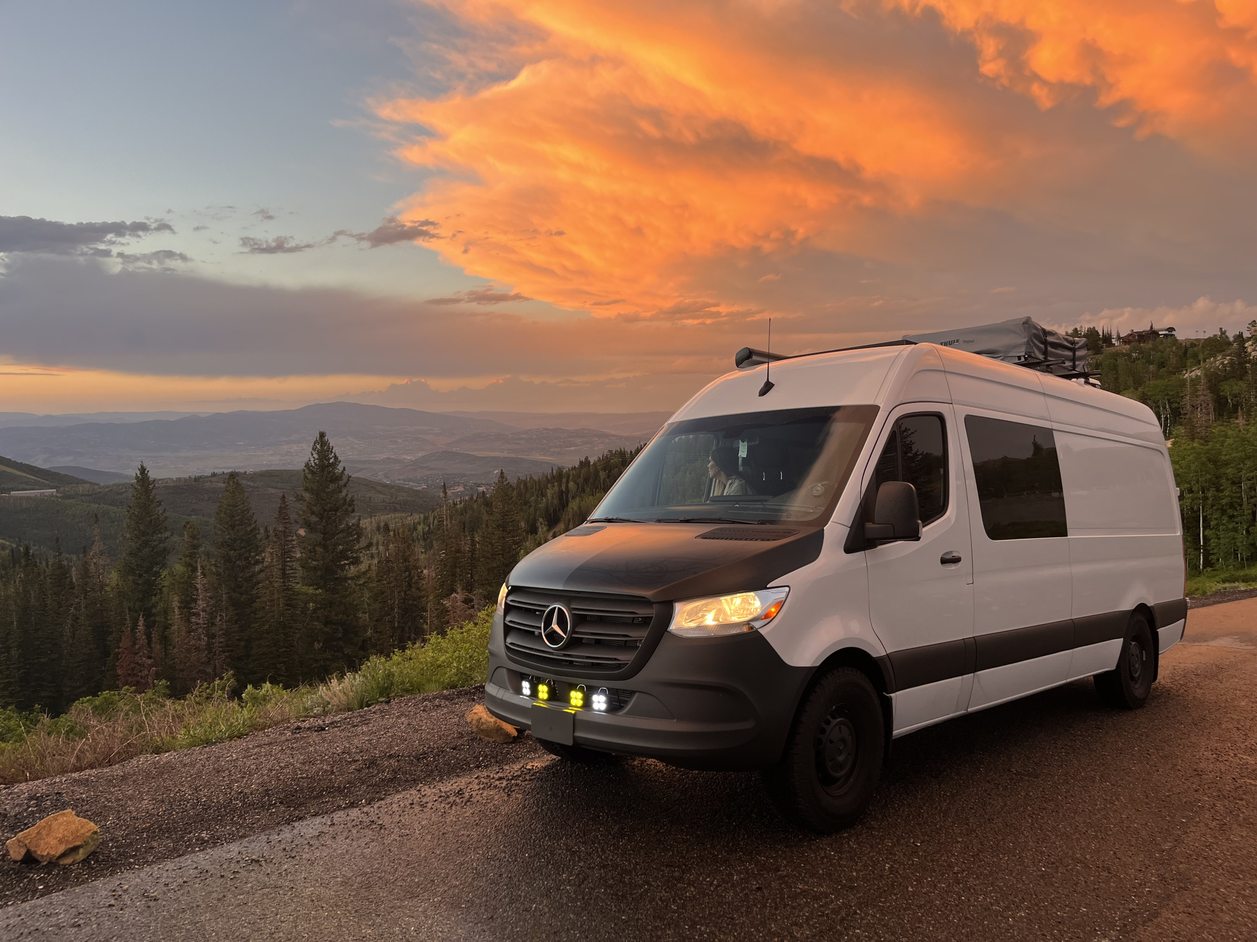 Camper van RV Rental 